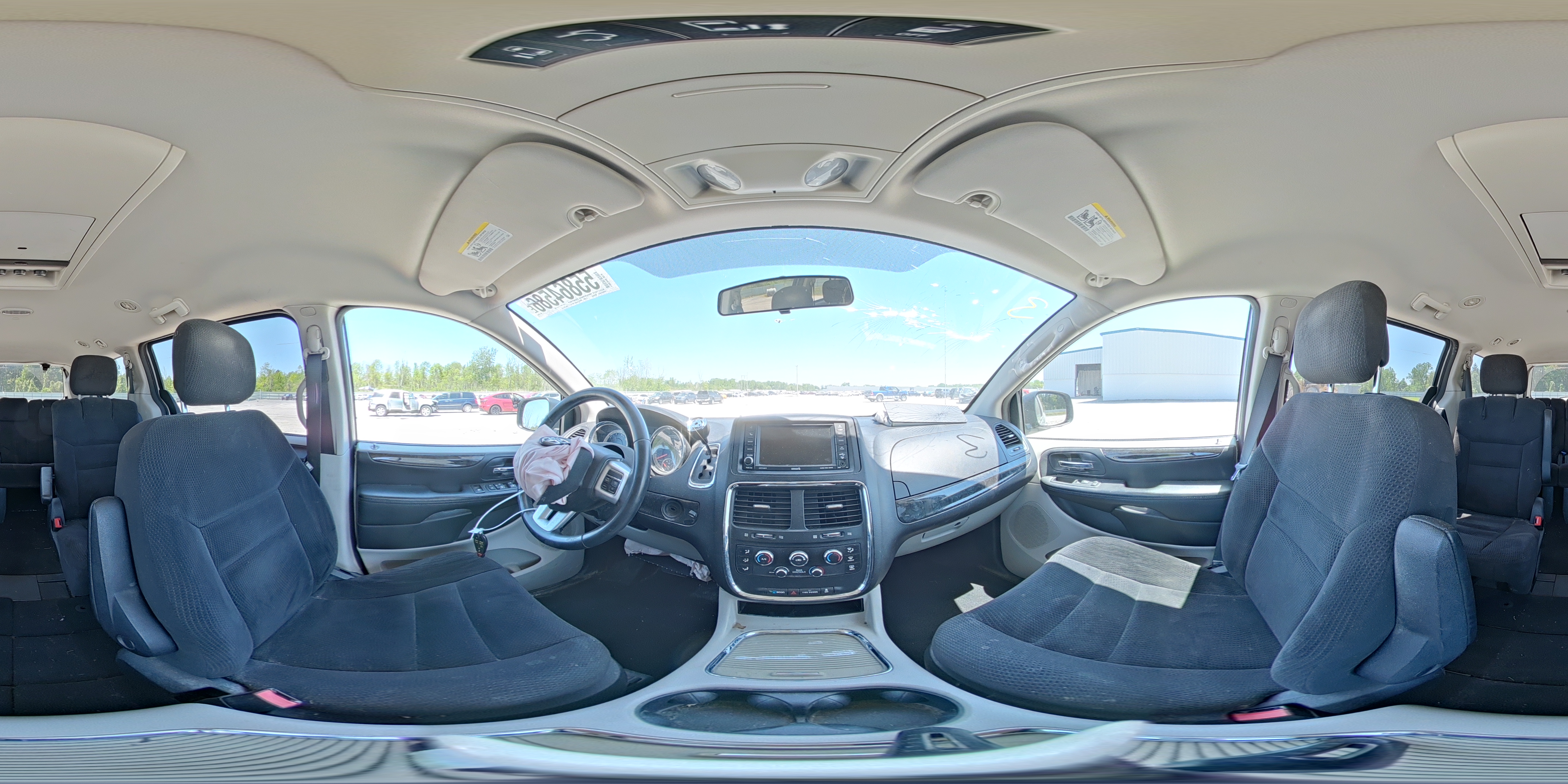 2014 Dodge Grand Caravan Sxt Silver vin: 2C4RDGCG5ER427751