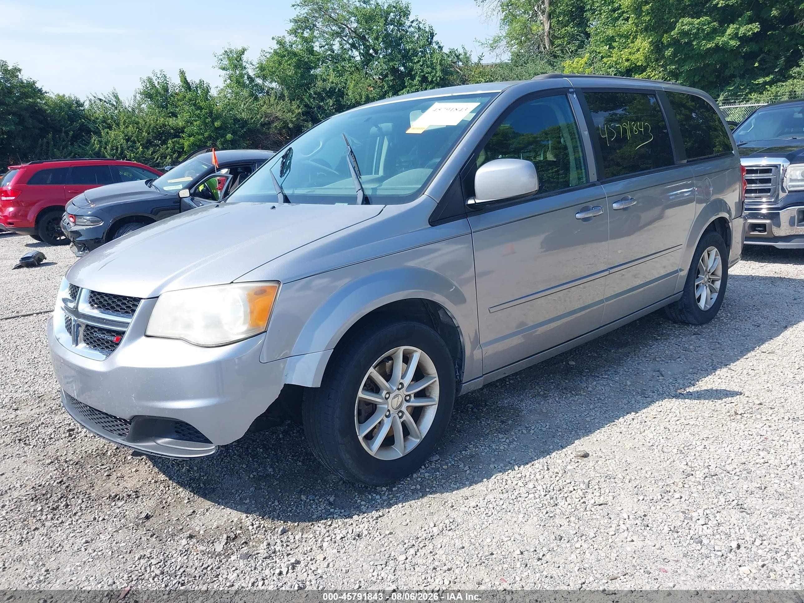 2015 Dodge Grand Caravan Sxt Silver vin: 2C4RDGCG5FR541475