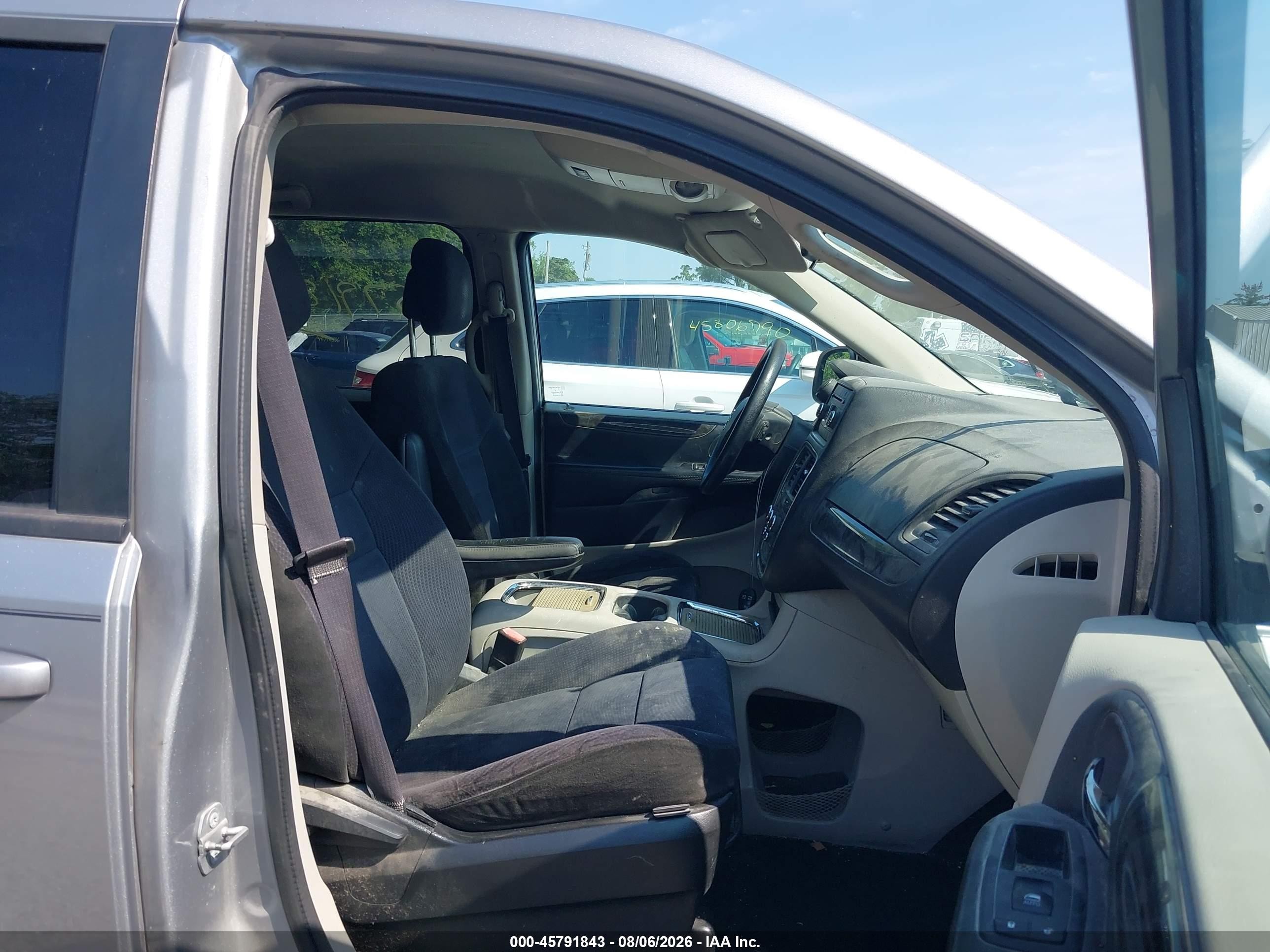 2015 Dodge Grand Caravan Sxt Silver vin: 2C4RDGCG5FR541475