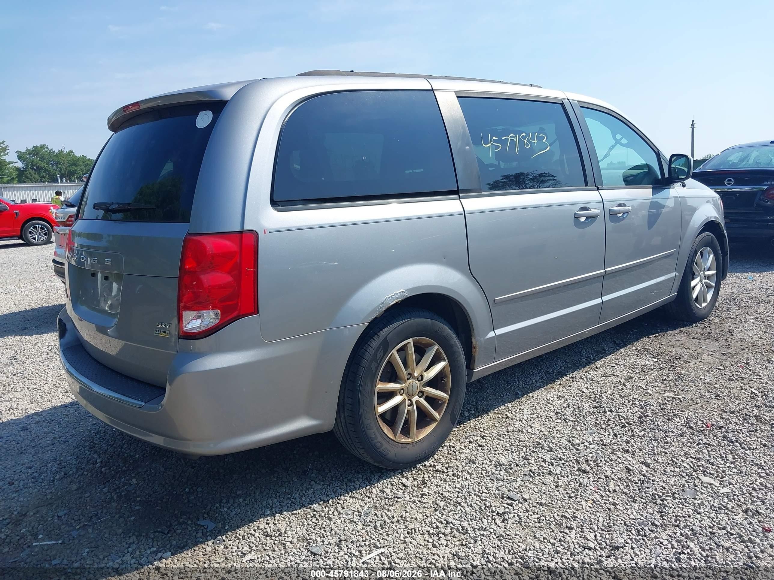 2015 Dodge Grand Caravan Sxt Silver vin: 2C4RDGCG5FR541475