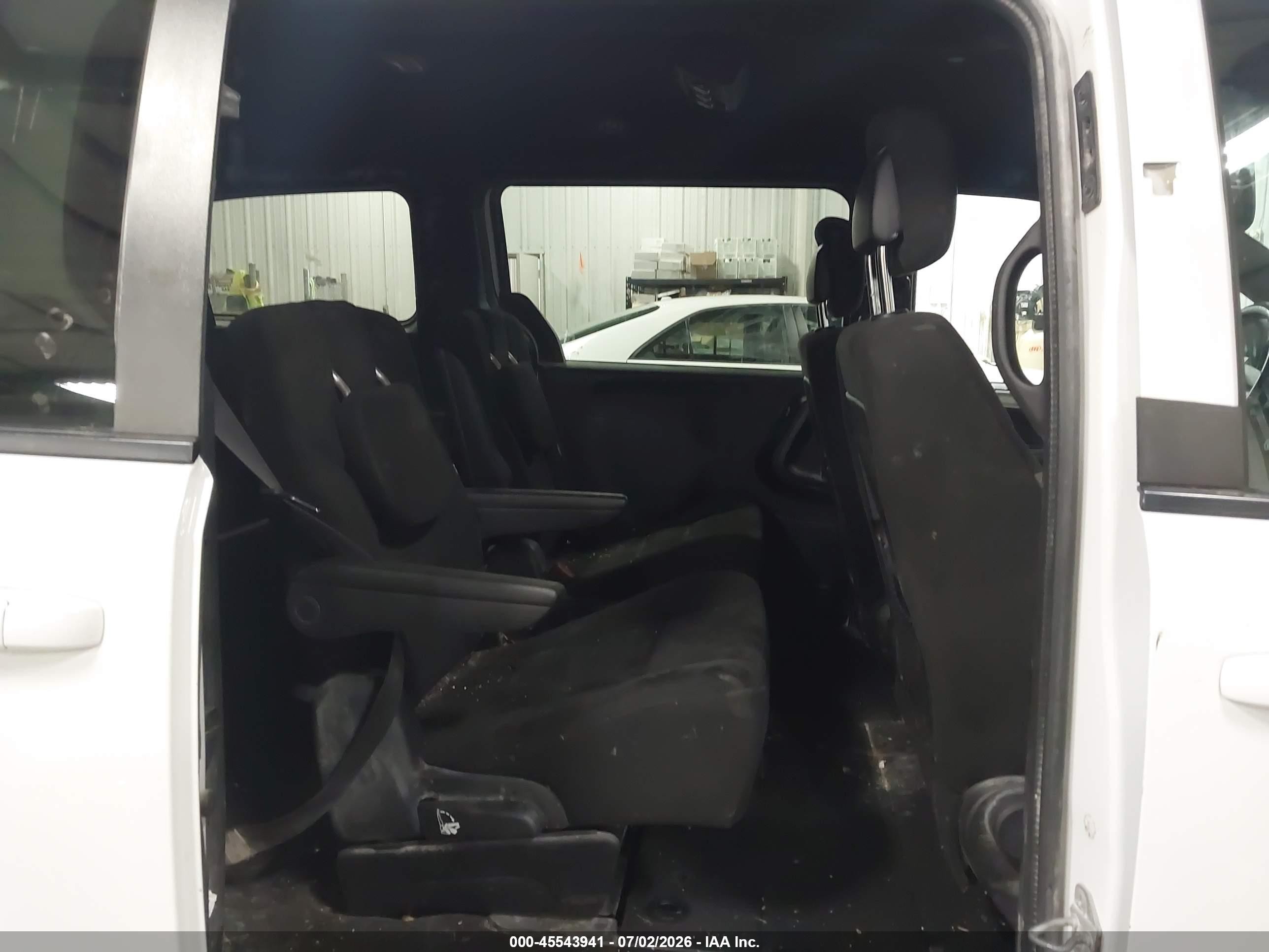 2015 Dodge Grand Caravan Sxt White vin: 2C4RDGCG5FR570216