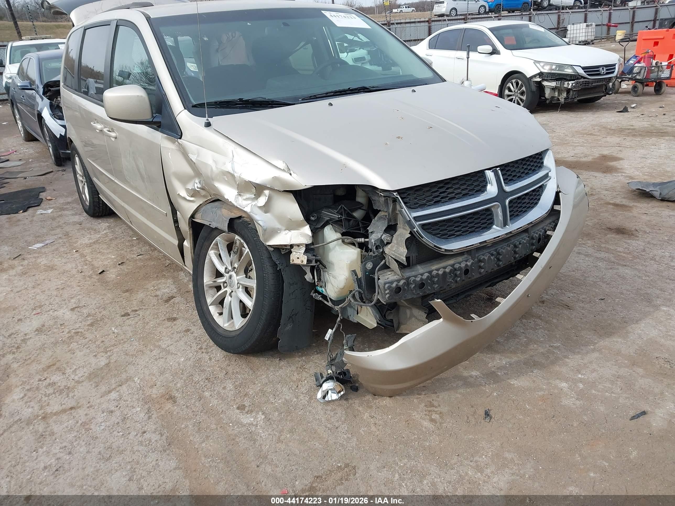 2015 Dodge Grand Caravan Sxt Champagne vin: 2C4RDGCG5FR648347