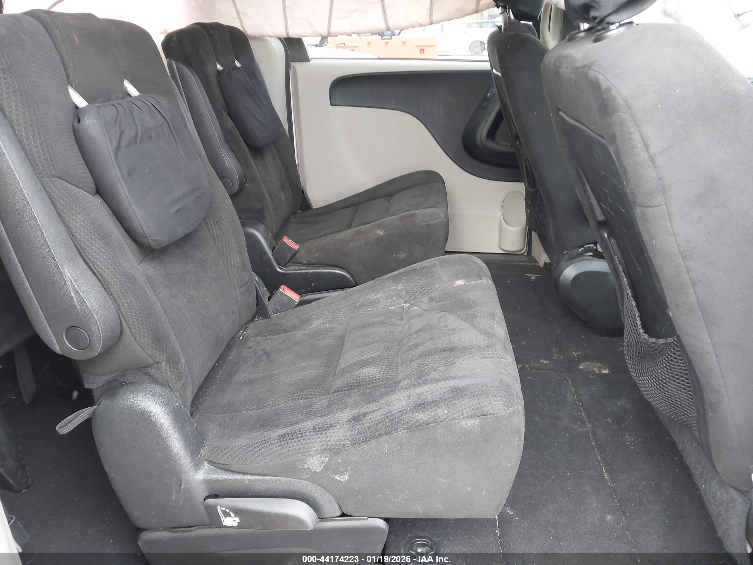 2015 Dodge Grand Caravan Sxt Champagne vin: 2C4RDGCG5FR648347
