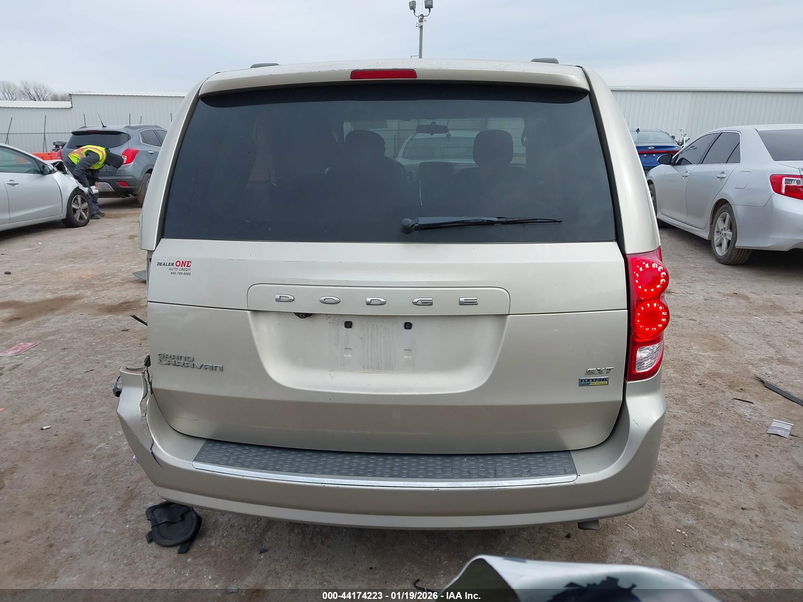 2015 Dodge Grand Caravan Sxt Champagne vin: 2C4RDGCG5FR648347