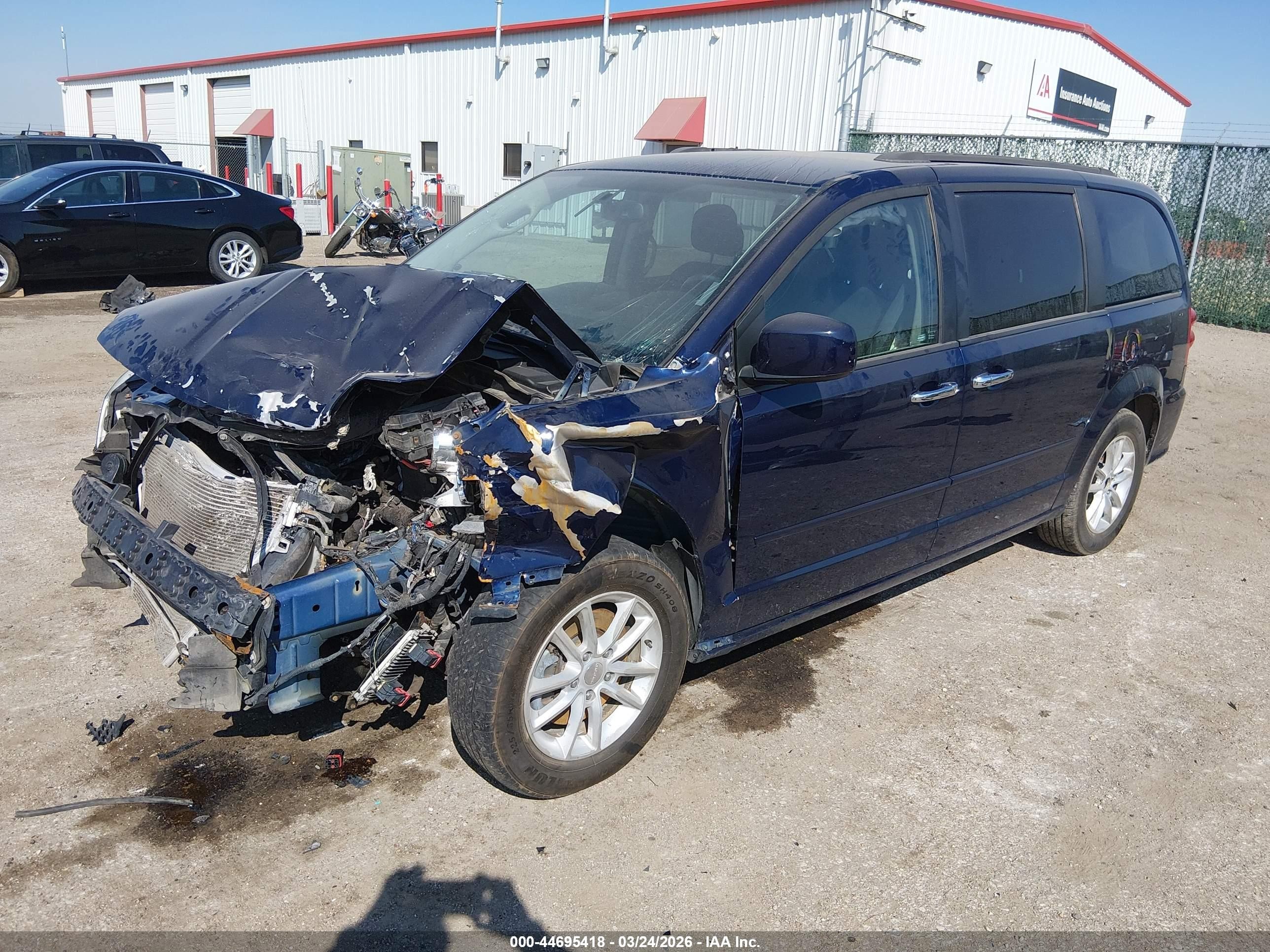 2015 Dodge Grand Caravan Sxt Синий vin: 2C4RDGCG5FR750568