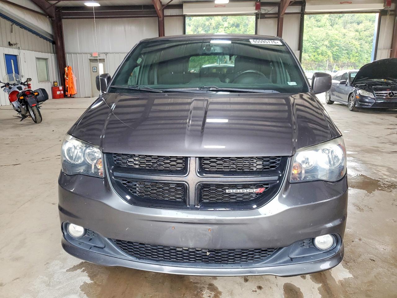 2016 Dodge Grand Caravan Sxt Серый vin: 2C4RDGCG5GR320086