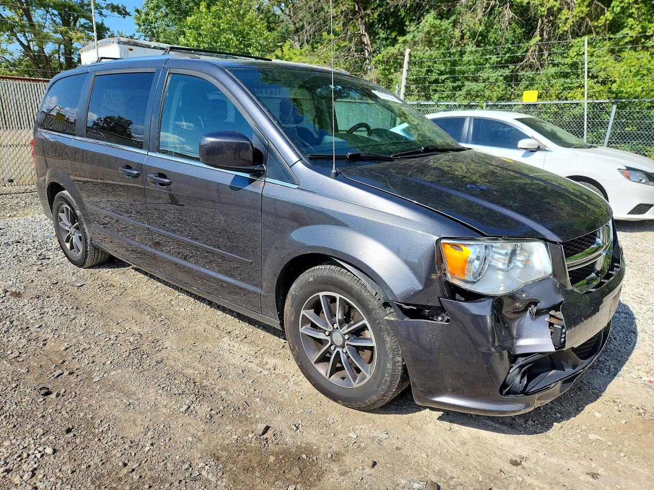 2017 Dodge Grand Caravan Sxt Charcoal vin: 2C4RDGCG5HR590050