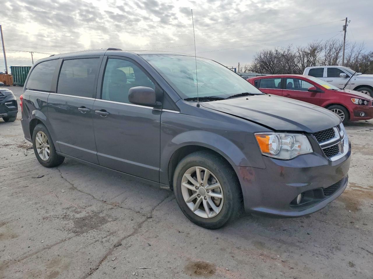 2018 Dodge Grand Caravan Sxt Gray vin: 2C4RDGCG5JR267669