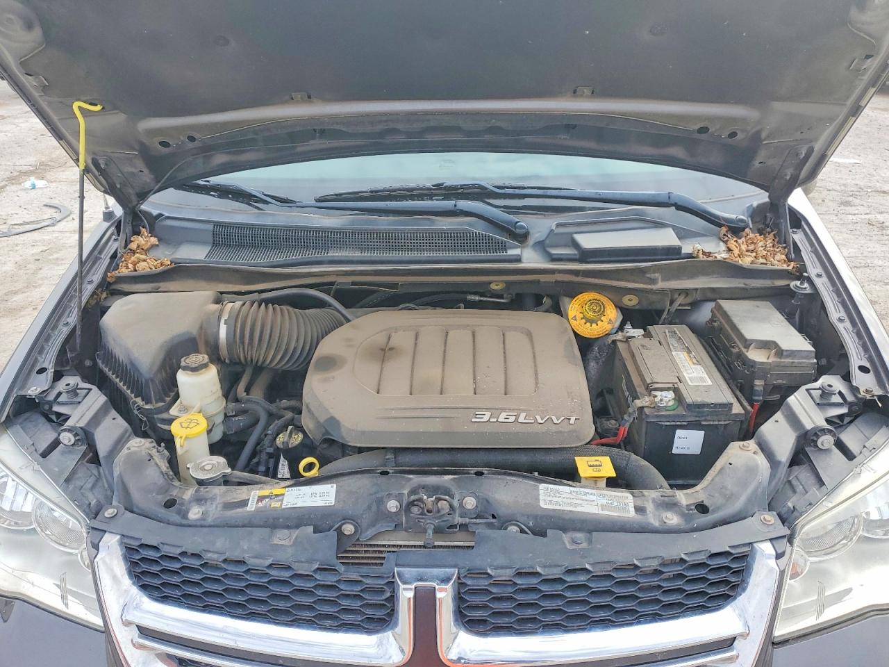 2018 Dodge Grand Caravan Sxt Gray vin: 2C4RDGCG5JR267669