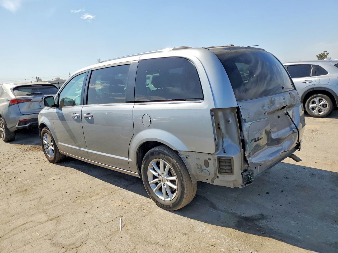 2019 Dodge Grand Caravan Sxt Серый vin: 2C4RDGCG5KR580822