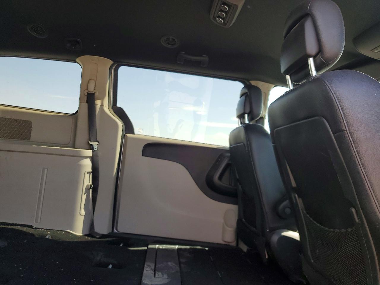 2019 Dodge Grand Caravan Sxt Серый vin: 2C4RDGCG5KR580822