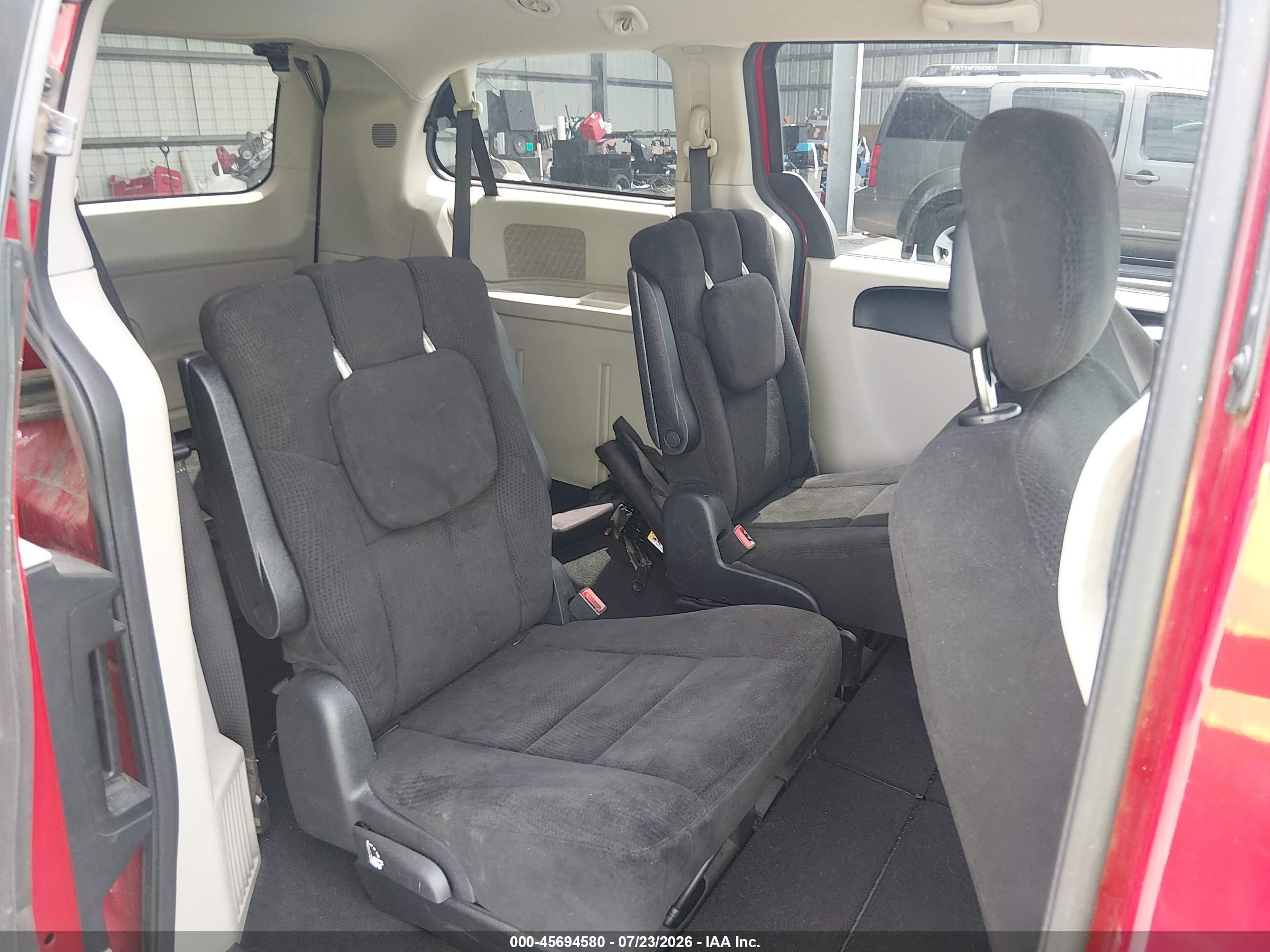 2012 Dodge Grand Caravan Sxt Red vin: 2C4RDGCG6CR202820