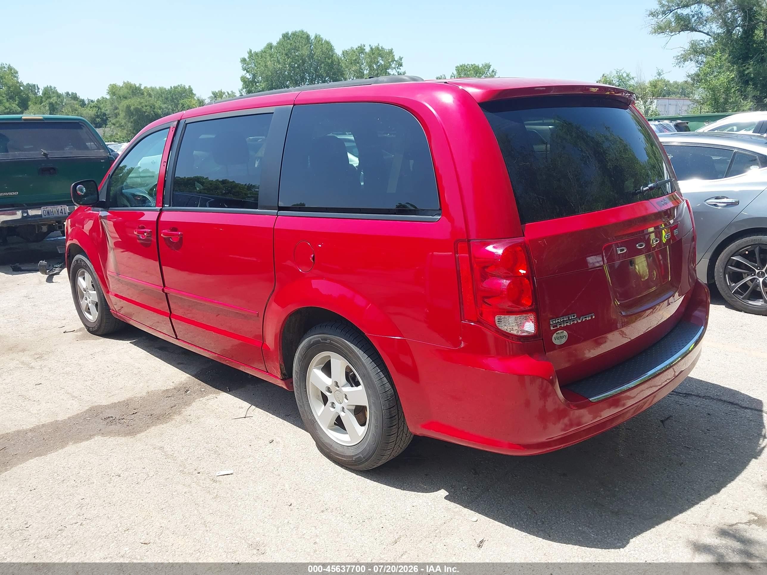 2012 Dodge Grand Caravan Sxt Red vin: 2C4RDGCG6CR209833