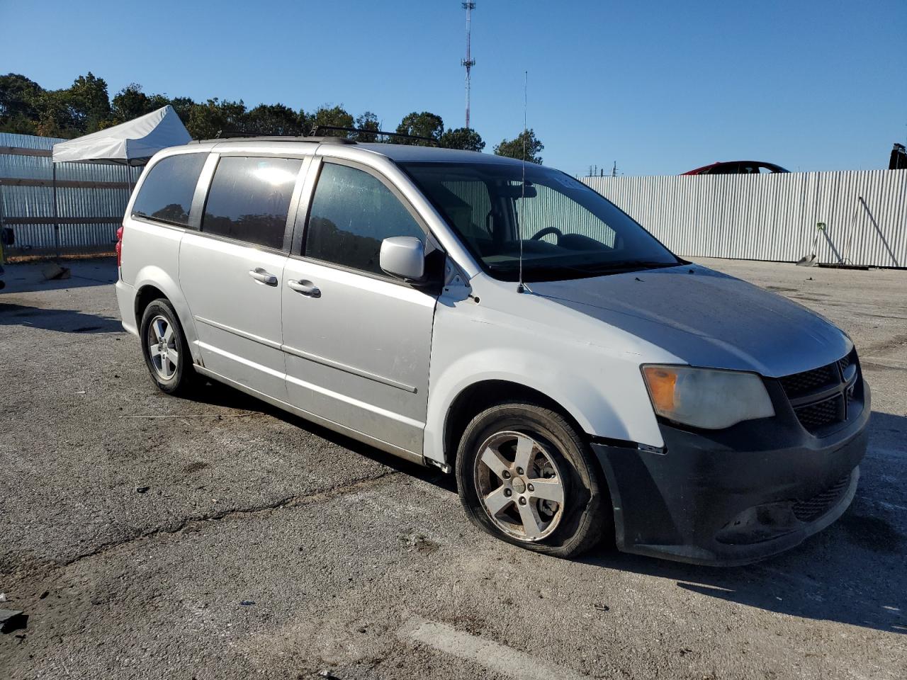 2012 Dodge Grand Caravan Sxt Silver vin: 2C4RDGCG6CR277257