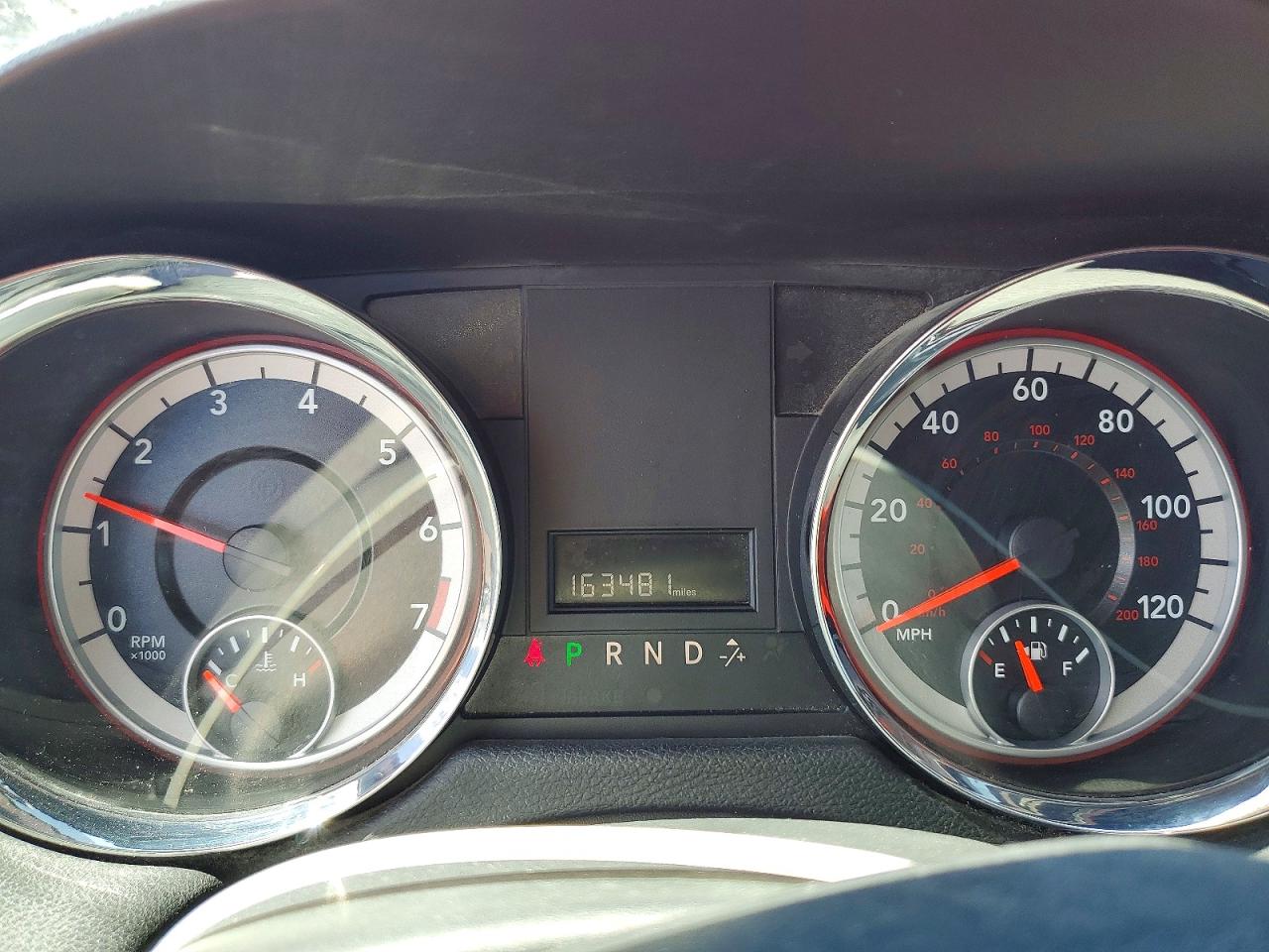 2012 Dodge Grand Caravan Sxt Red vin: 2C4RDGCG6CR402418