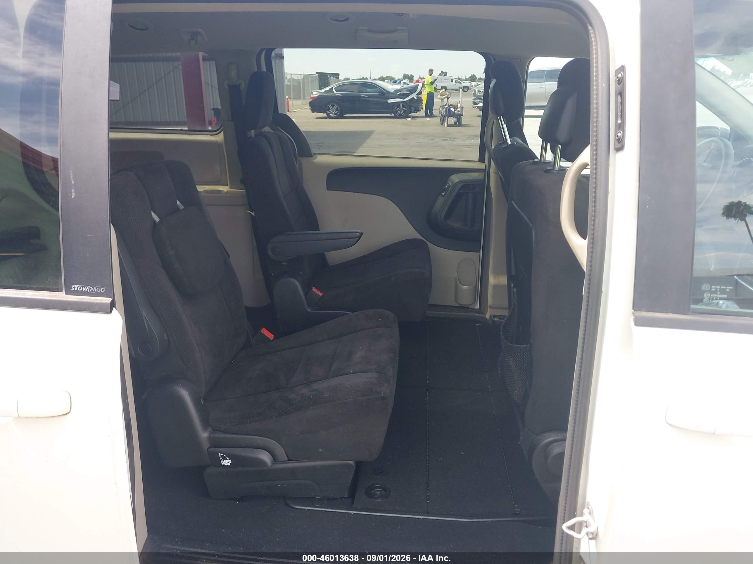 2013 Dodge Grand Caravan Sxt Белый vin: 2C4RDGCG6DR523953