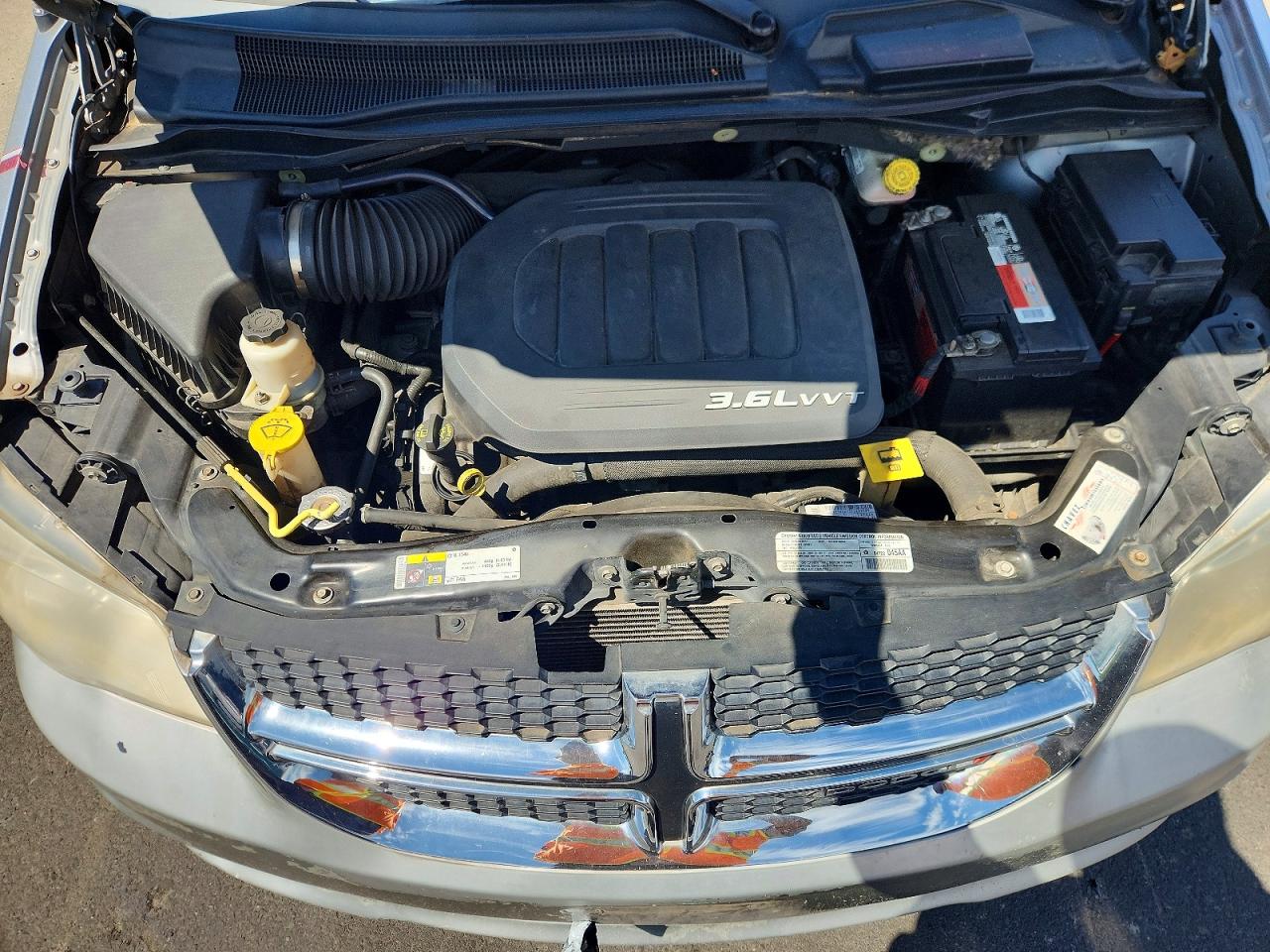 2013 Dodge Grand Caravan Sxt Silver vin: 2C4RDGCG6DR552546