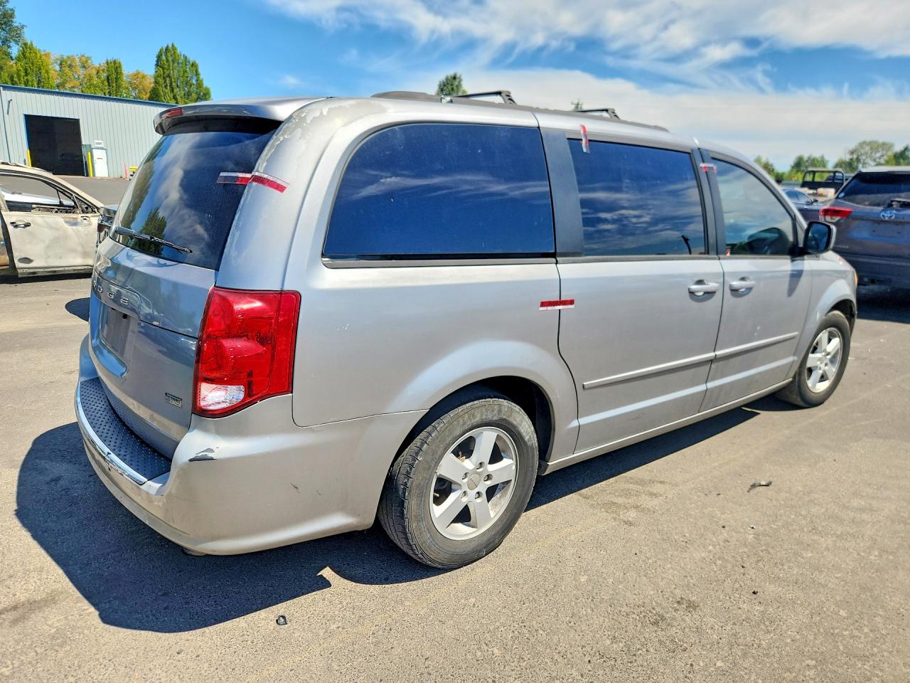 2013 Dodge Grand Caravan Sxt Silver vin: 2C4RDGCG6DR552546