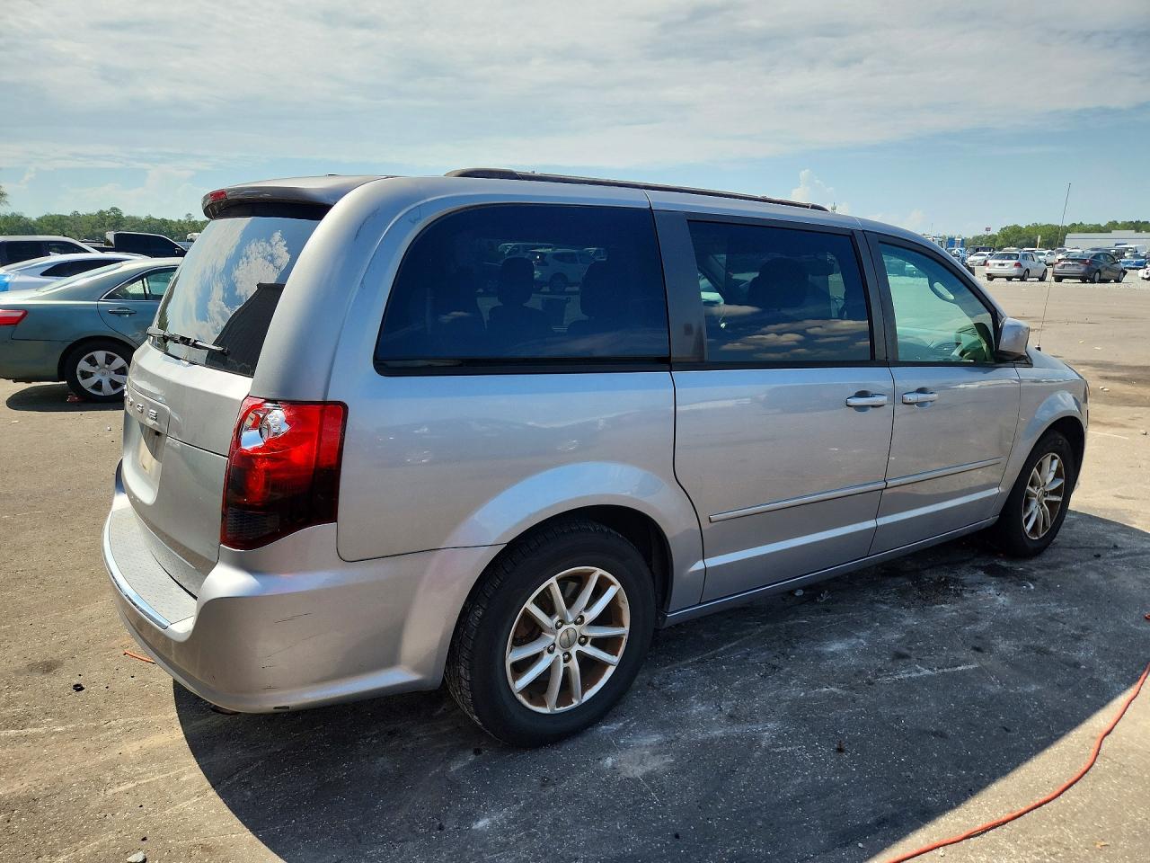 2013 Dodge Grand Caravan Sxt Серебряный vin: 2C4RDGCG6DR600255