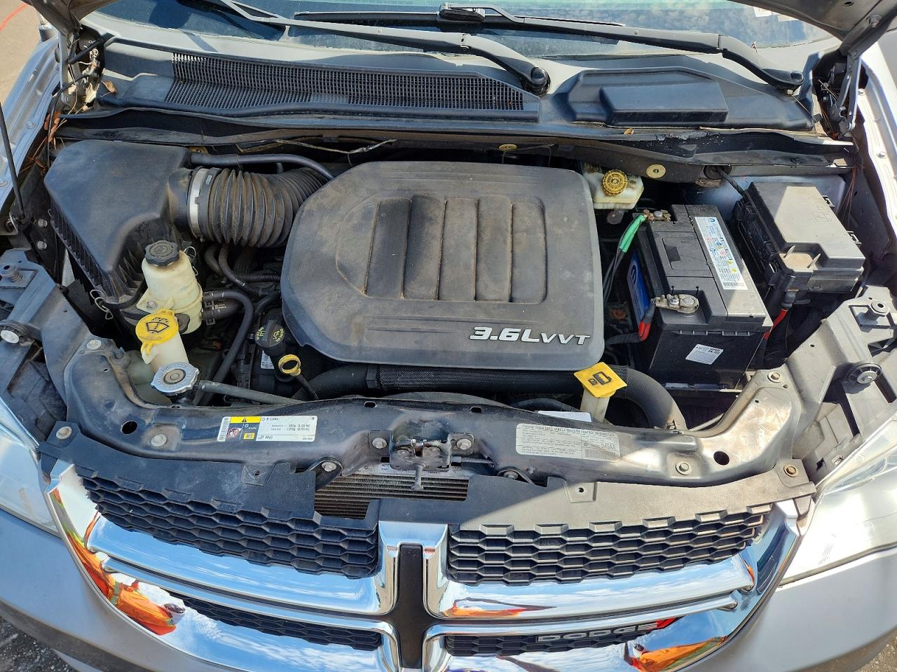 2013 Dodge Grand Caravan Sxt Серебряный vin: 2C4RDGCG6DR600255