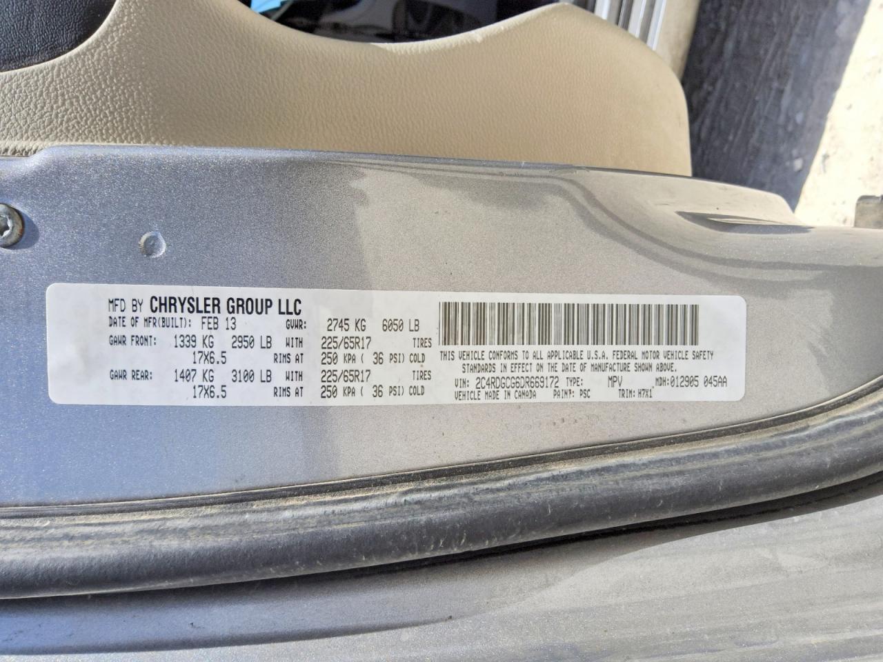 2013 Dodge Grand Caravan Sxt Silver vin: 2C4RDGCG6DR669172