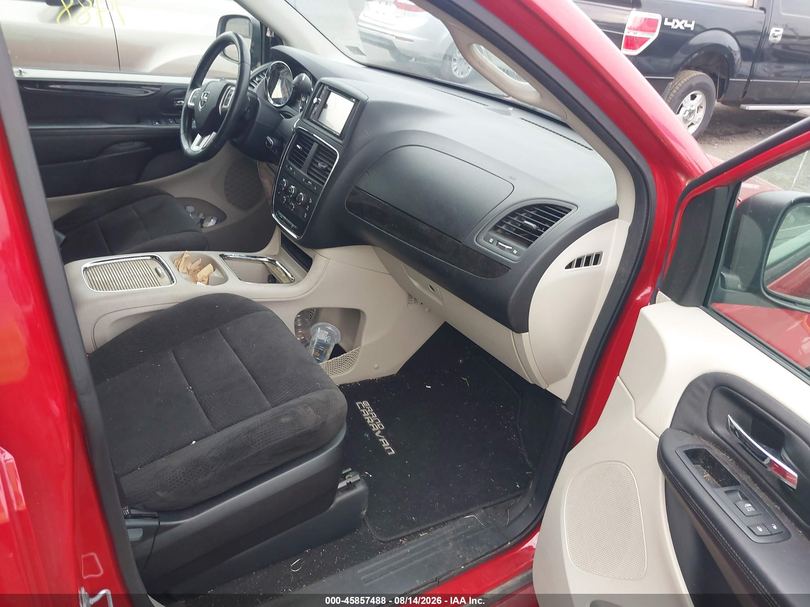 2013 Dodge Grand Caravan Sxt Красный vin: 2C4RDGCG6DR686053