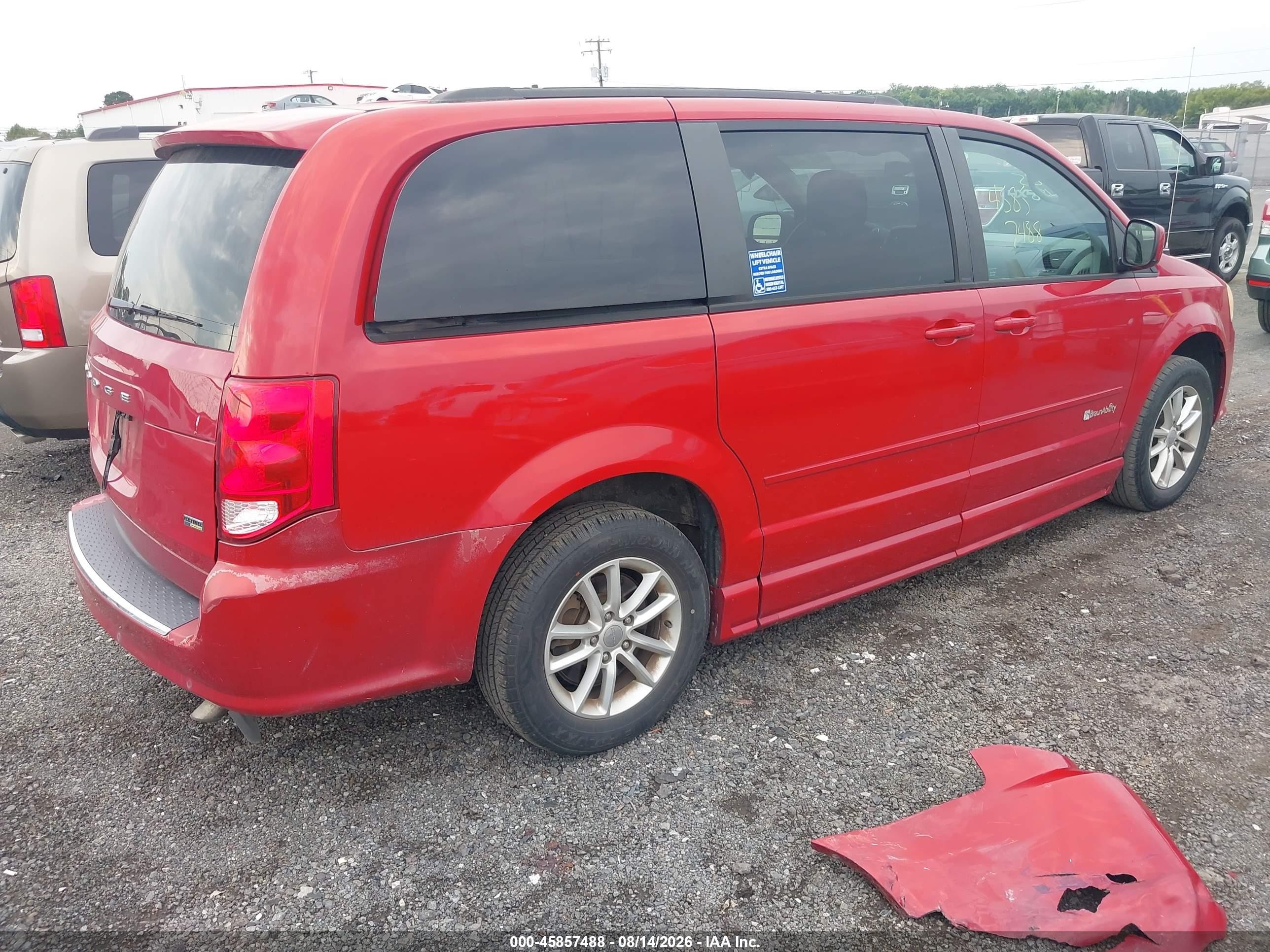 2013 Dodge Grand Caravan Sxt Красный vin: 2C4RDGCG6DR686053