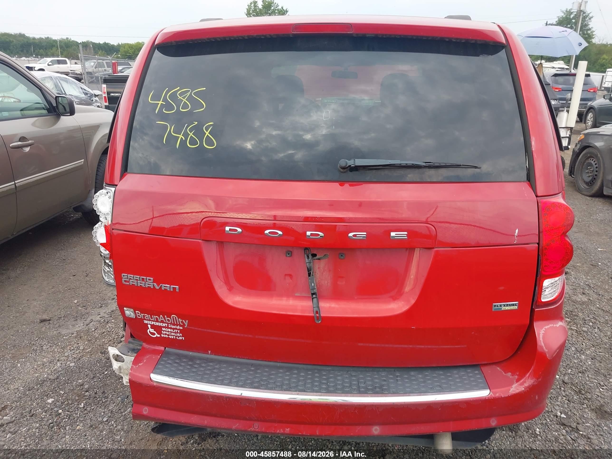 2013 Dodge Grand Caravan Sxt Красный vin: 2C4RDGCG6DR686053