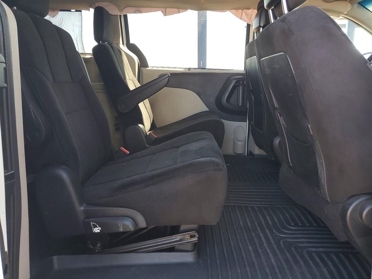 2013 Dodge Grand Caravan Sxt White vin: 2C4RDGCG6DR820656