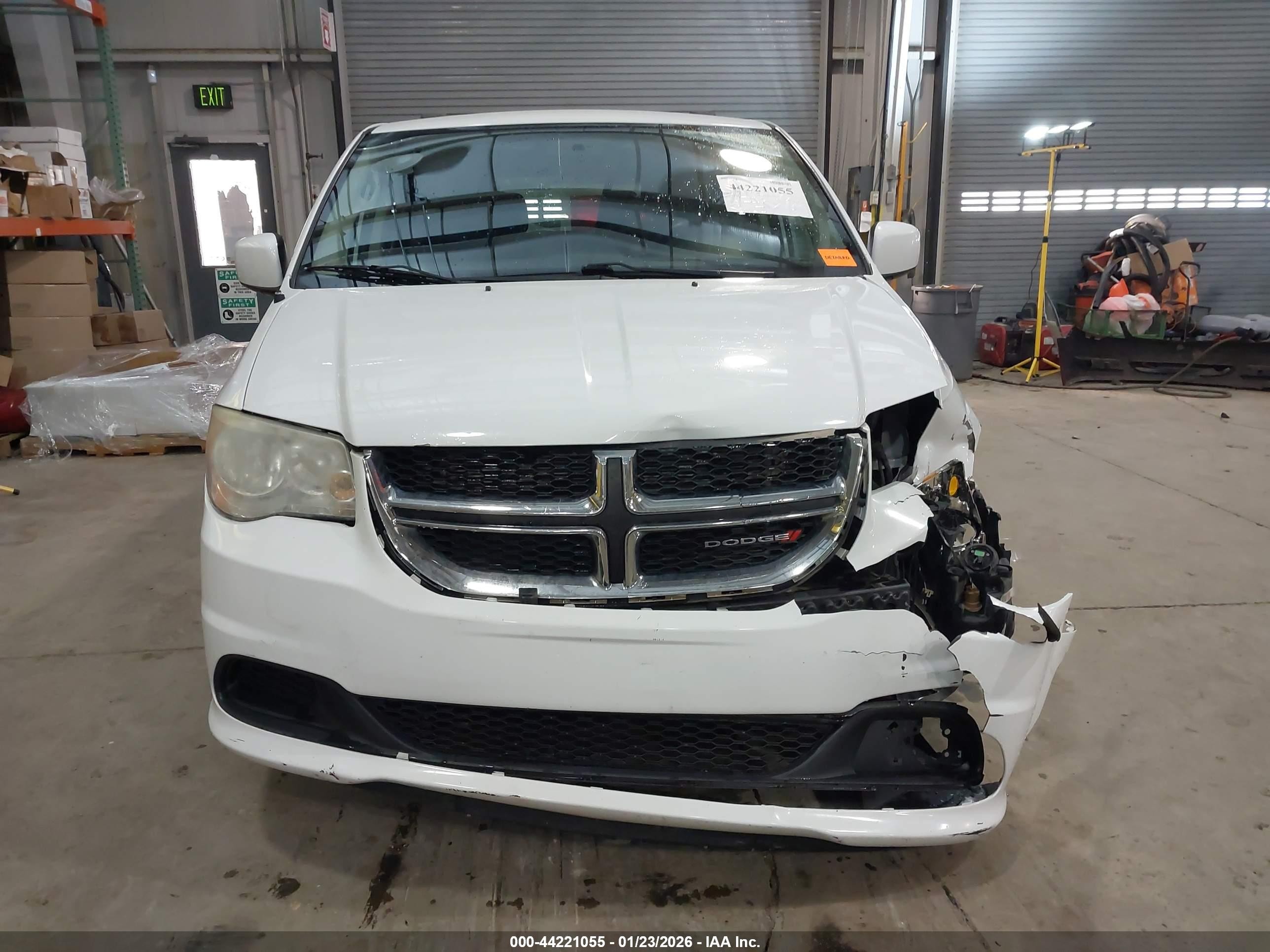 2014 Dodge Grand Caravan Sxt White vin: 2C4RDGCG6ER161091