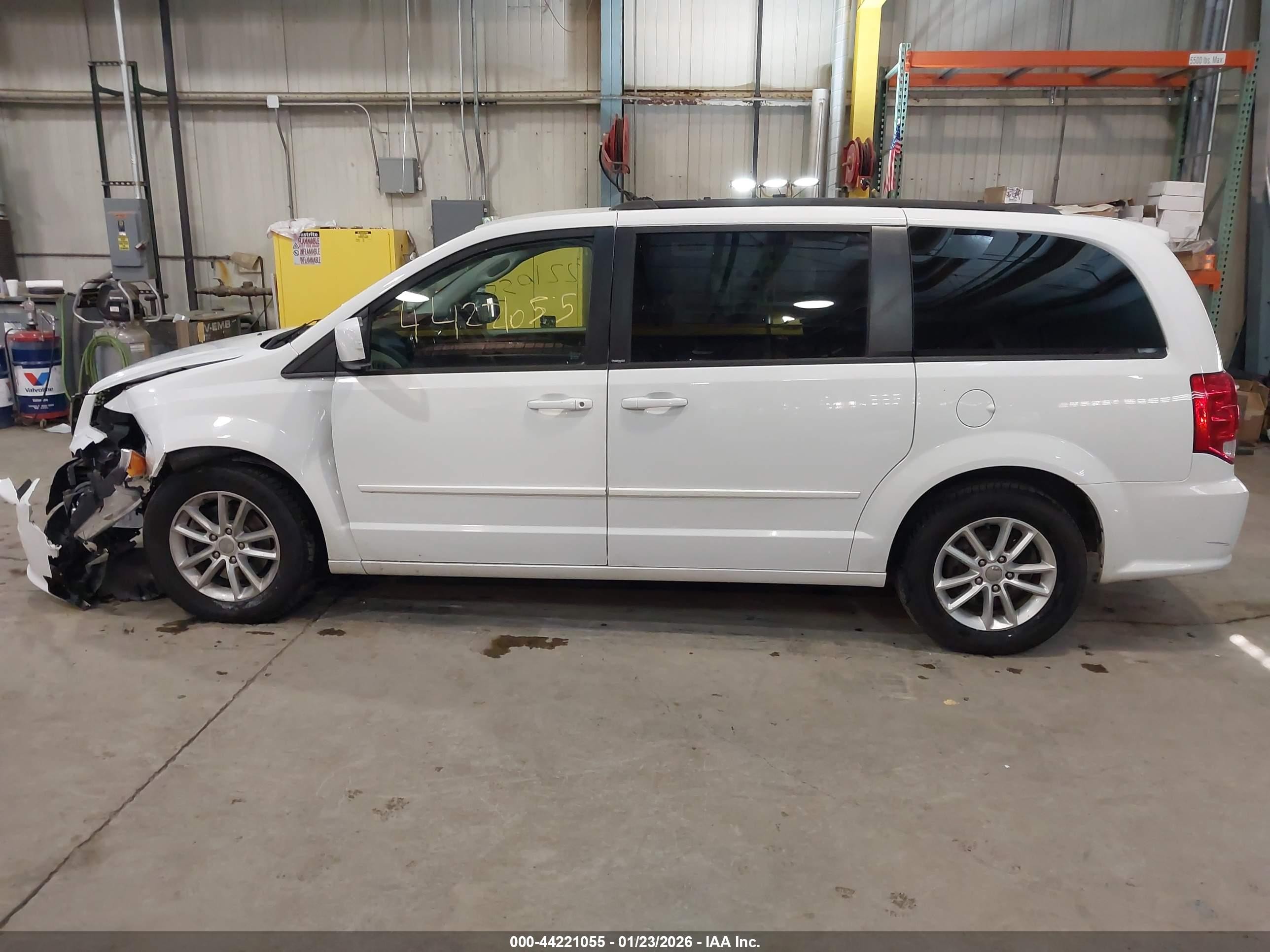 2014 Dodge Grand Caravan Sxt White vin: 2C4RDGCG6ER161091