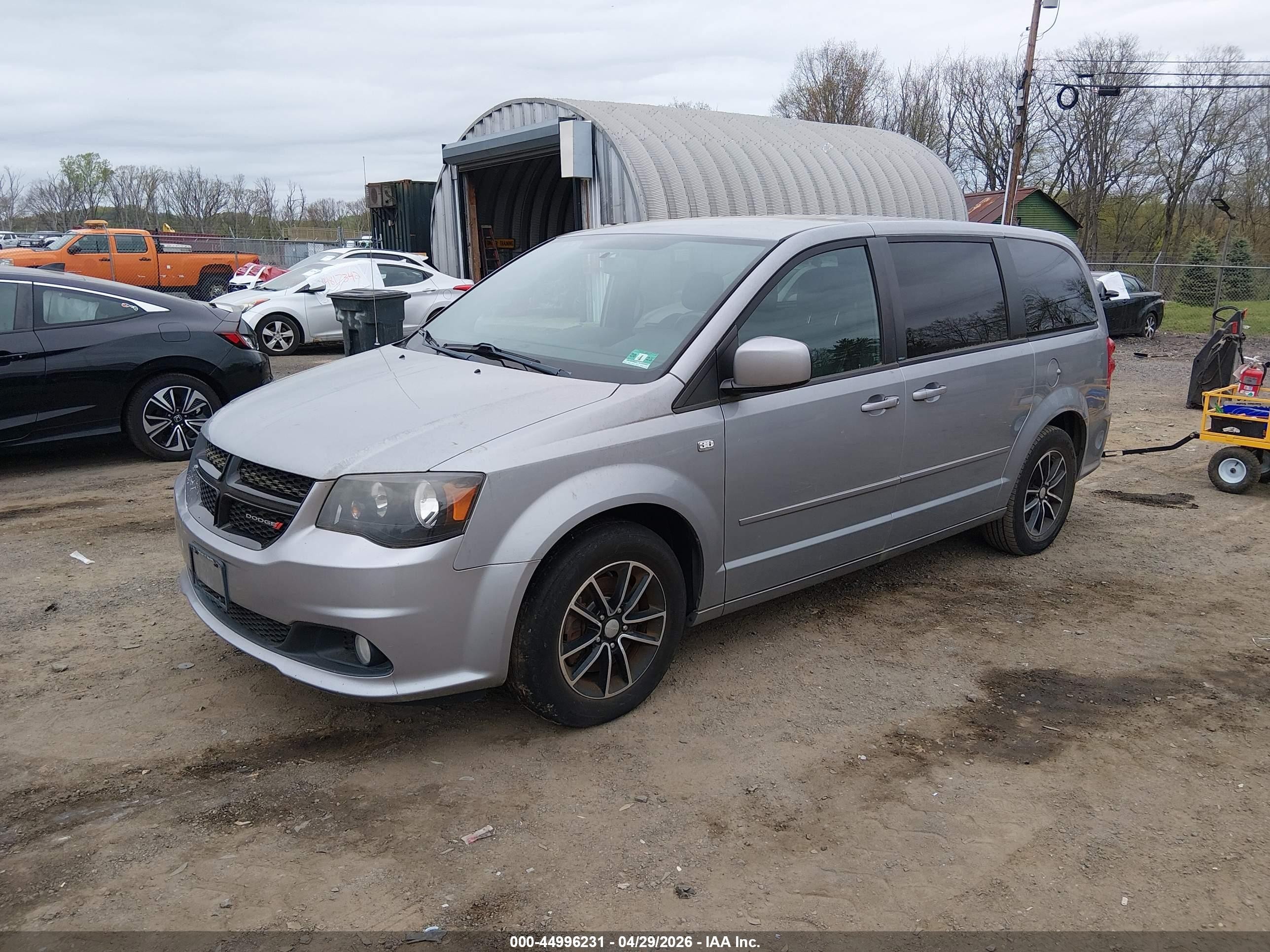 2014 Dodge Grand Caravan Sxt 30th Anniversary Silver vin: 2C4RDGCG6ER261465