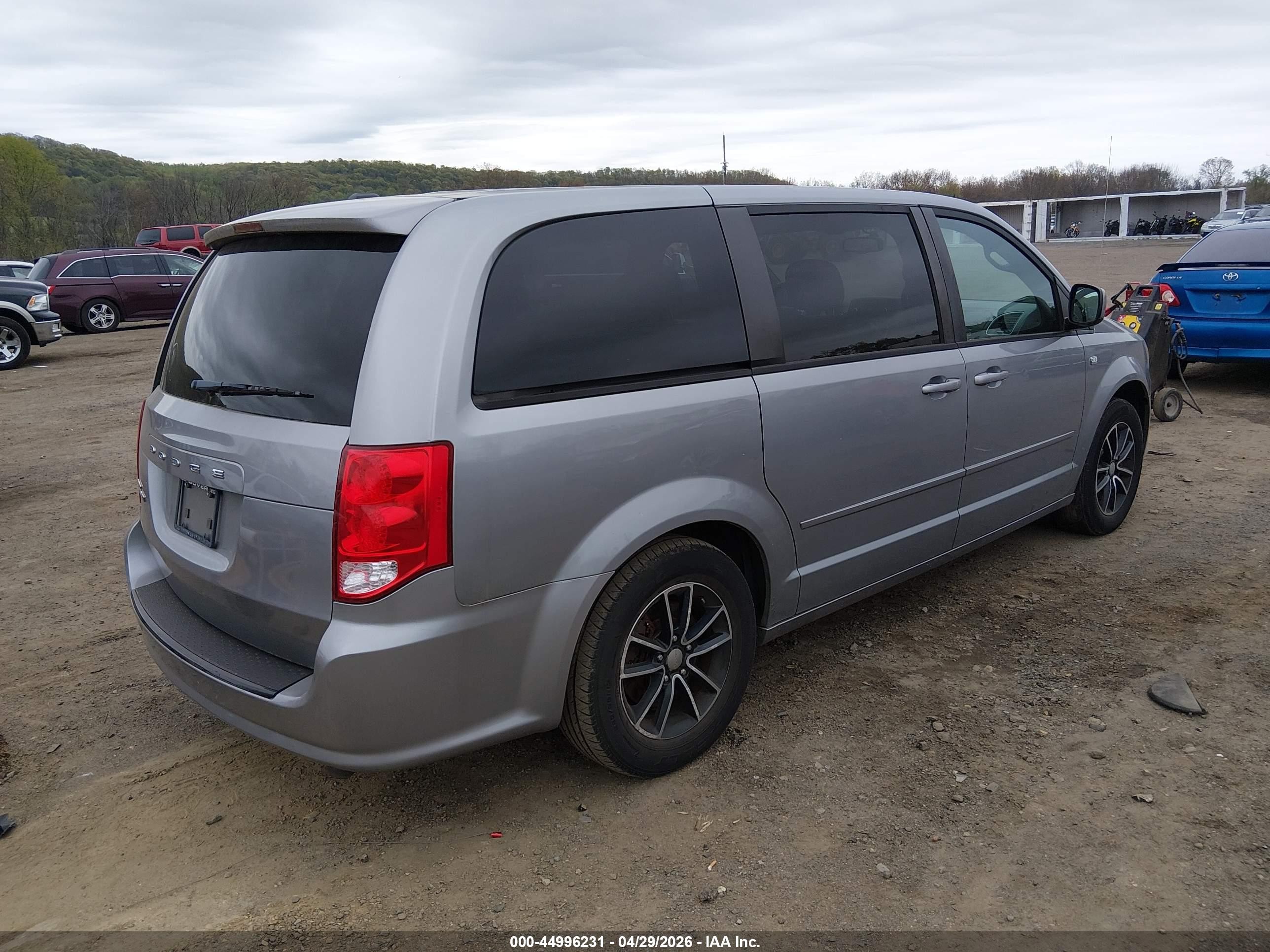 2014 Dodge Grand Caravan Sxt 30th Anniversary Silver vin: 2C4RDGCG6ER261465