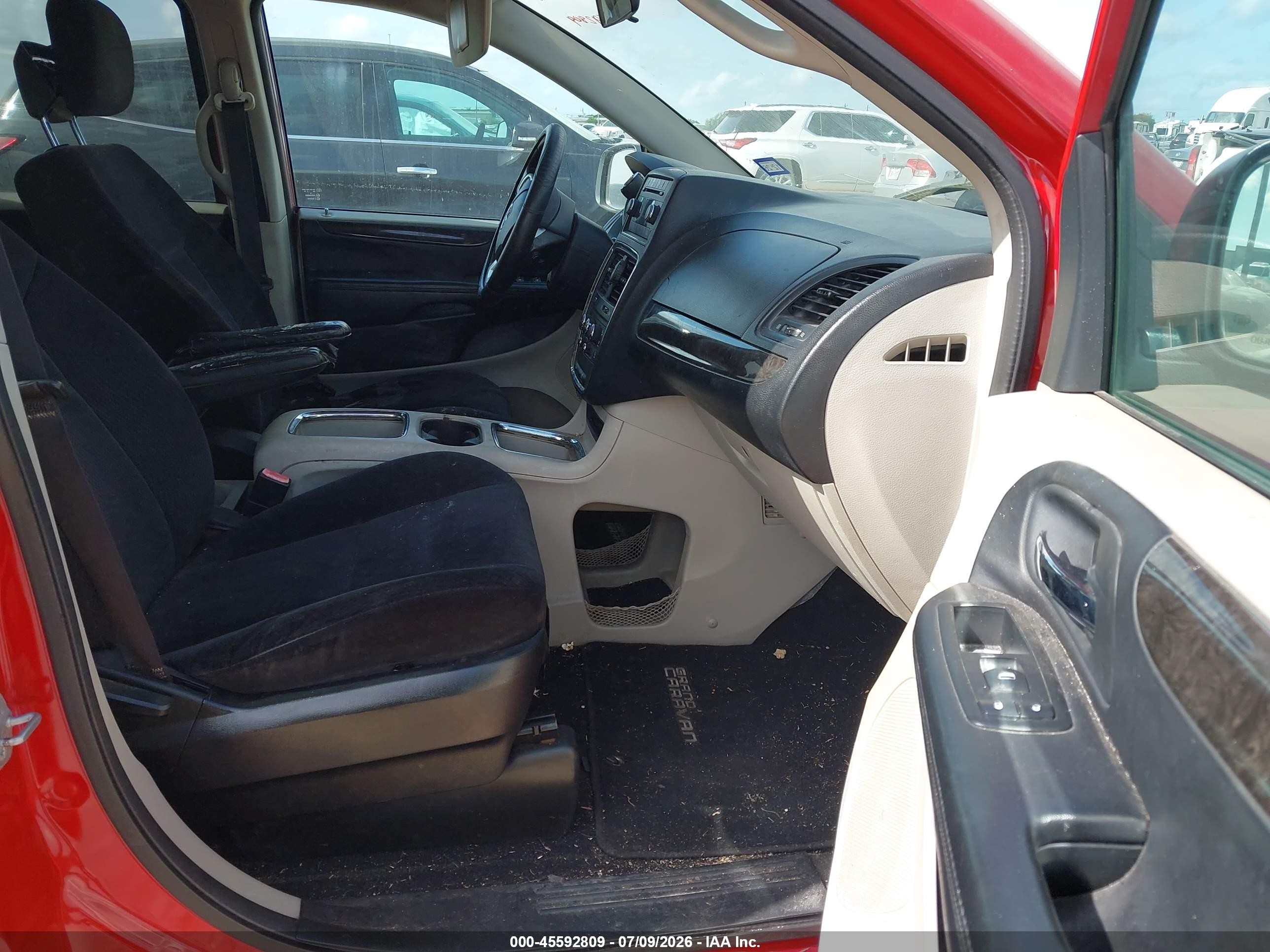 2014 Dodge Grand Caravan Sxt Red vin: 2C4RDGCG6ER265838