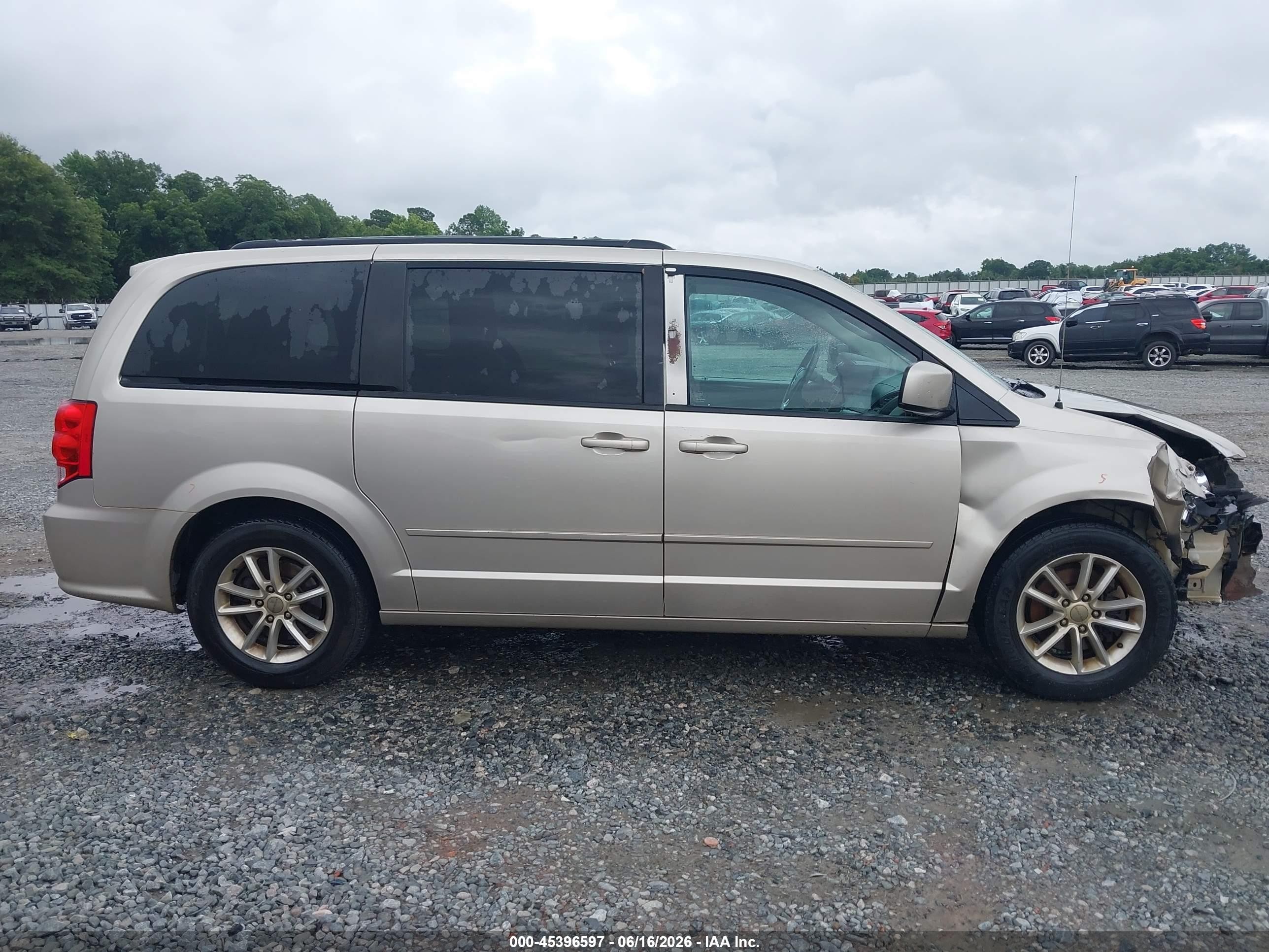 2014 Dodge Grand Caravan Sxt Champagne vin: 2C4RDGCG6ER313547