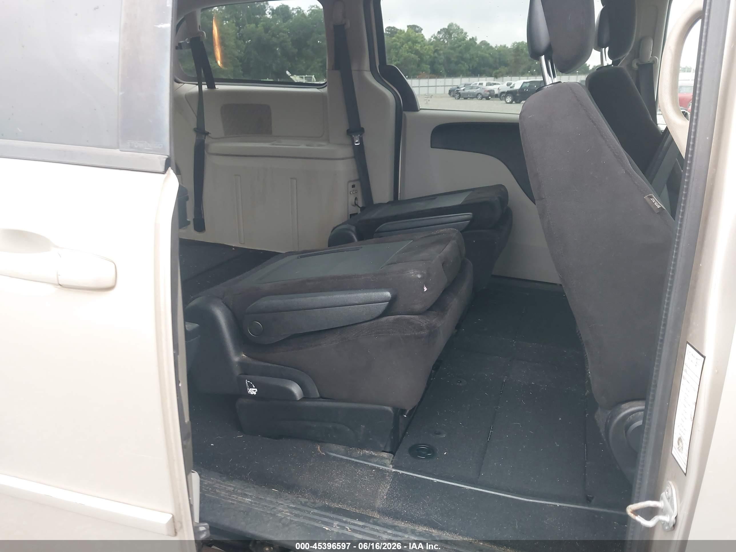 2014 Dodge Grand Caravan Sxt Champagne vin: 2C4RDGCG6ER313547