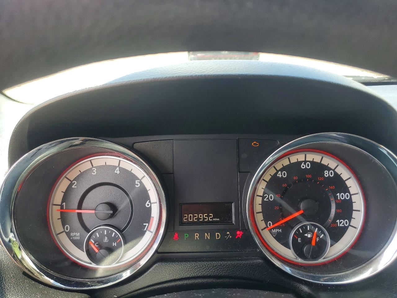 2014 Dodge Grand Caravan Sxt Red vin: 2C4RDGCG6ER341896