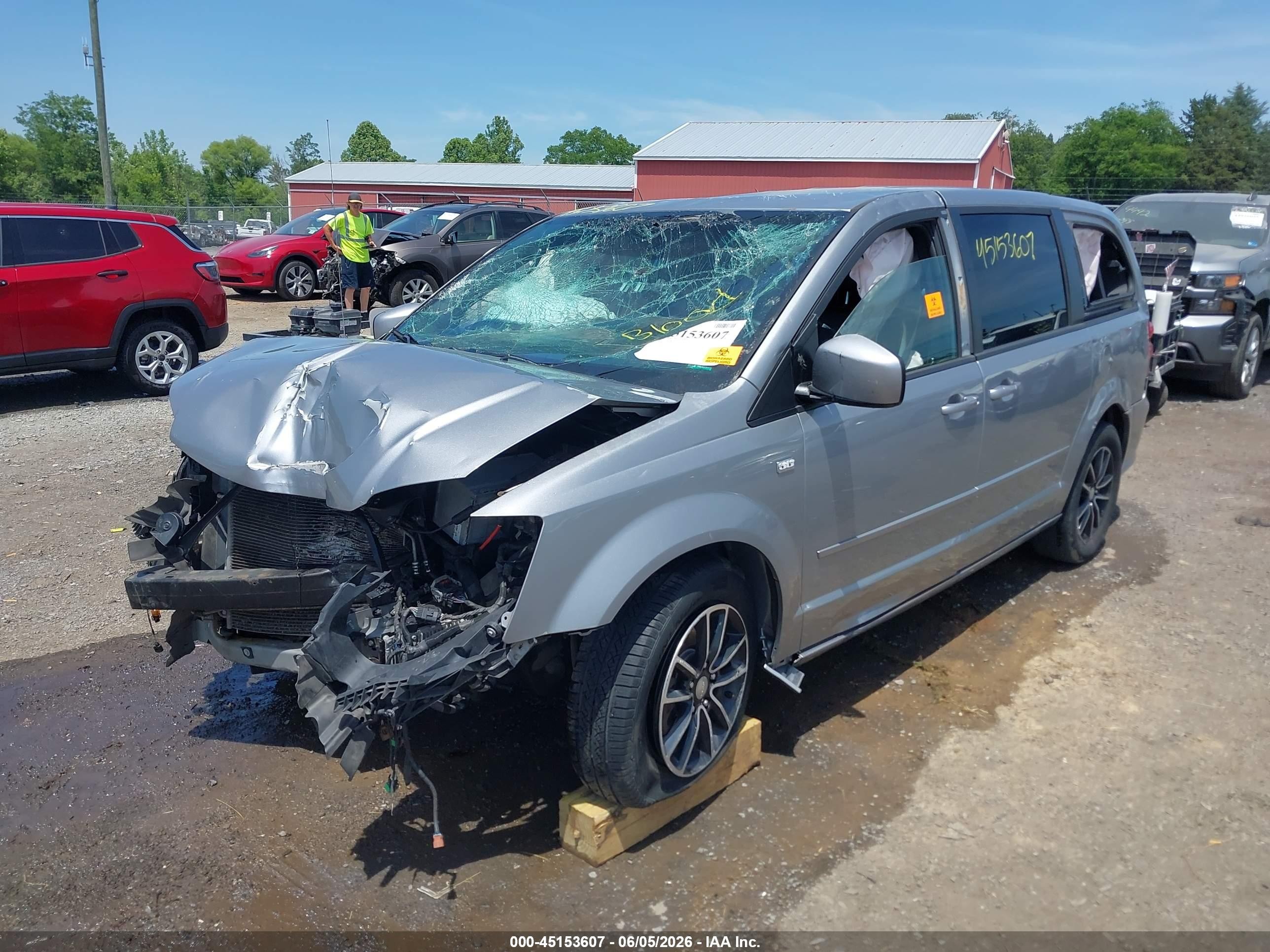 2014 Dodge Grand Caravan Sxt 30th Anniversary Silver vin: 2C4RDGCG6ER450584