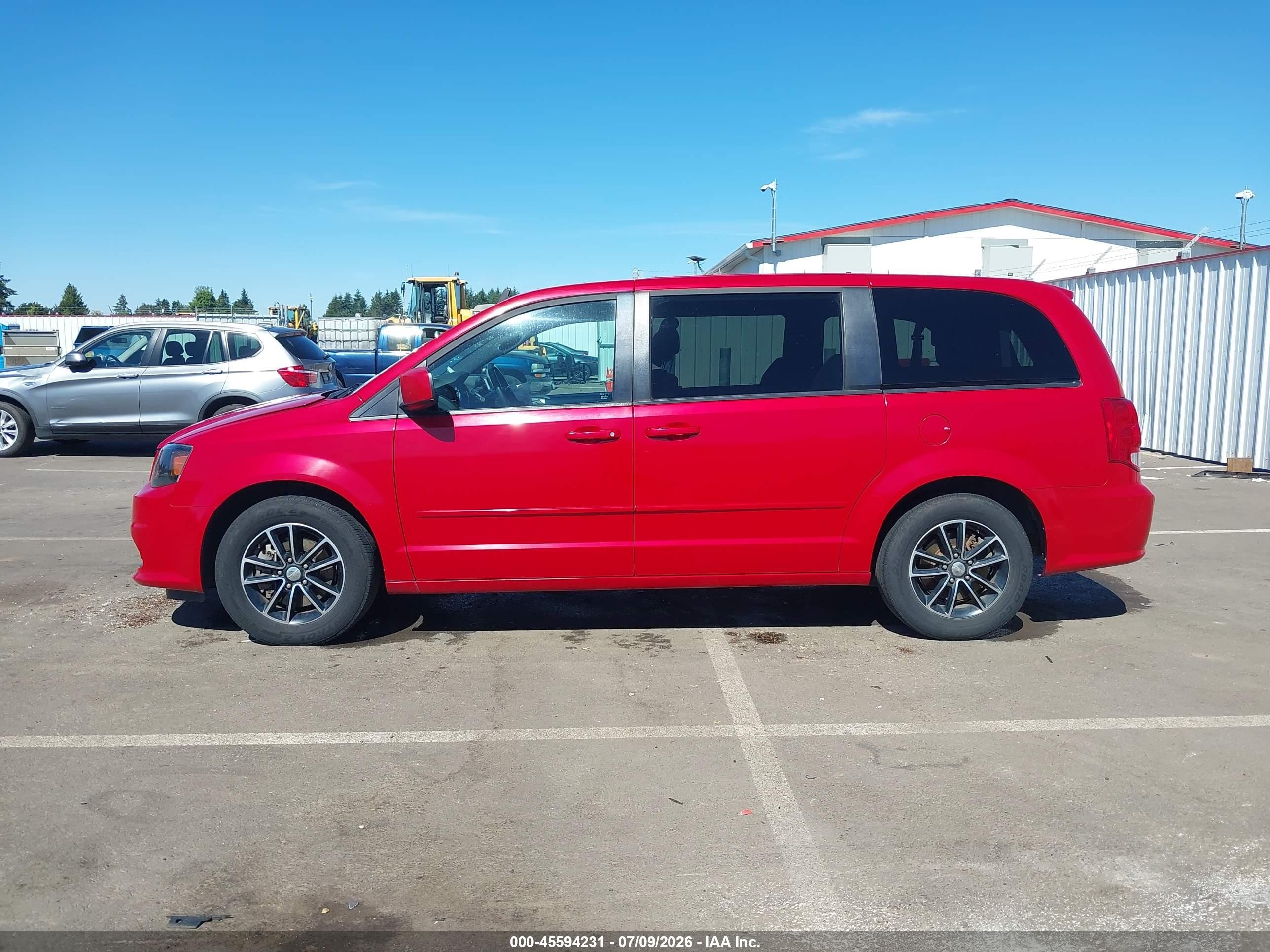 2015 Dodge Grand Caravan Sxt Red vin: 2C4RDGCG6FR587137