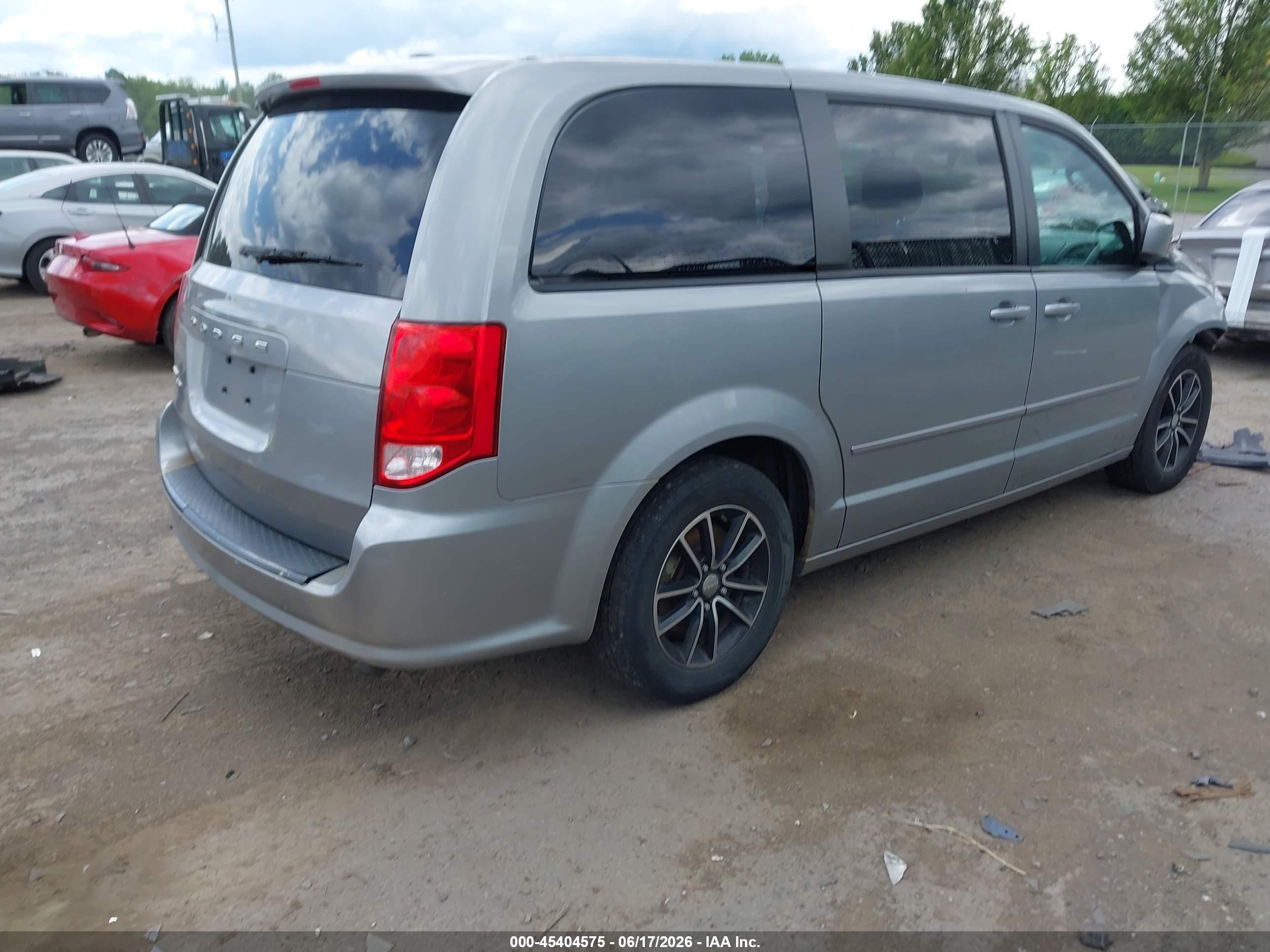 2015 Dodge Grand Caravan Sxt Plus Gray vin: 2C4RDGCG6FR652052