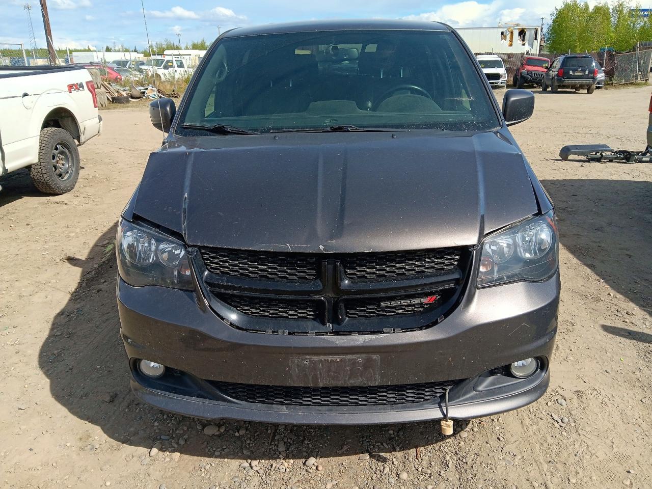2015 Dodge Grand Caravan Sxt Серый vin: 2C4RDGCG6FR688338