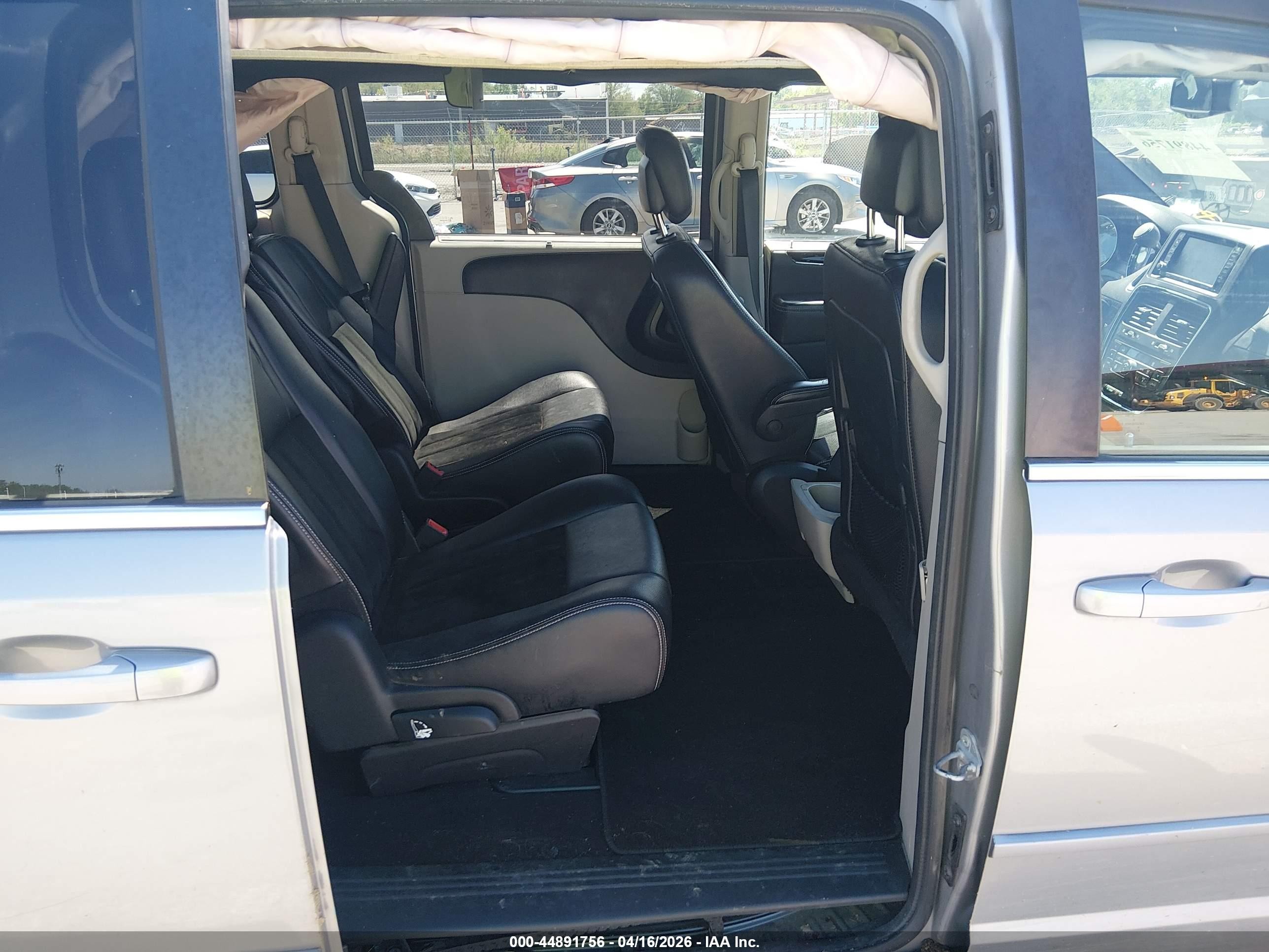 2017 Dodge Grand Caravan Sxt Gray vin: 2C4RDGCG6HR612329
