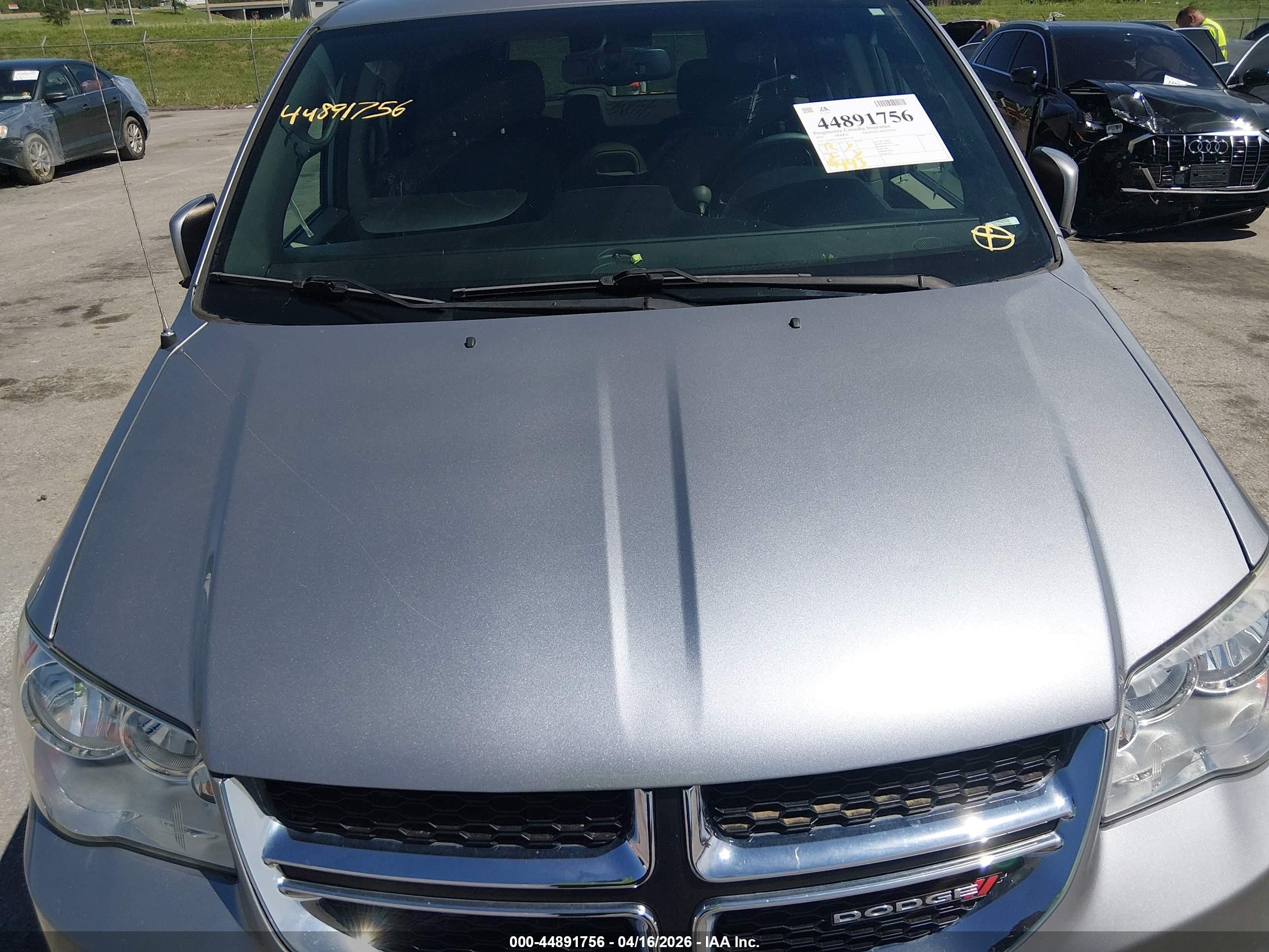2017 Dodge Grand Caravan Sxt Gray vin: 2C4RDGCG6HR612329
