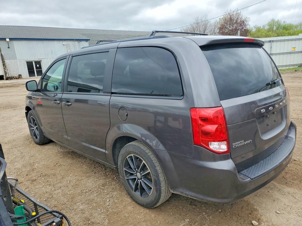 2018 Dodge Grand Caravan Sxt Gray vin: 2C4RDGCG6JR160856