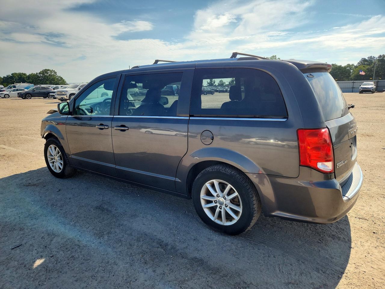 2018 Dodge Grand Caravan Sxt Gray vin: 2C4RDGCG6JR327622