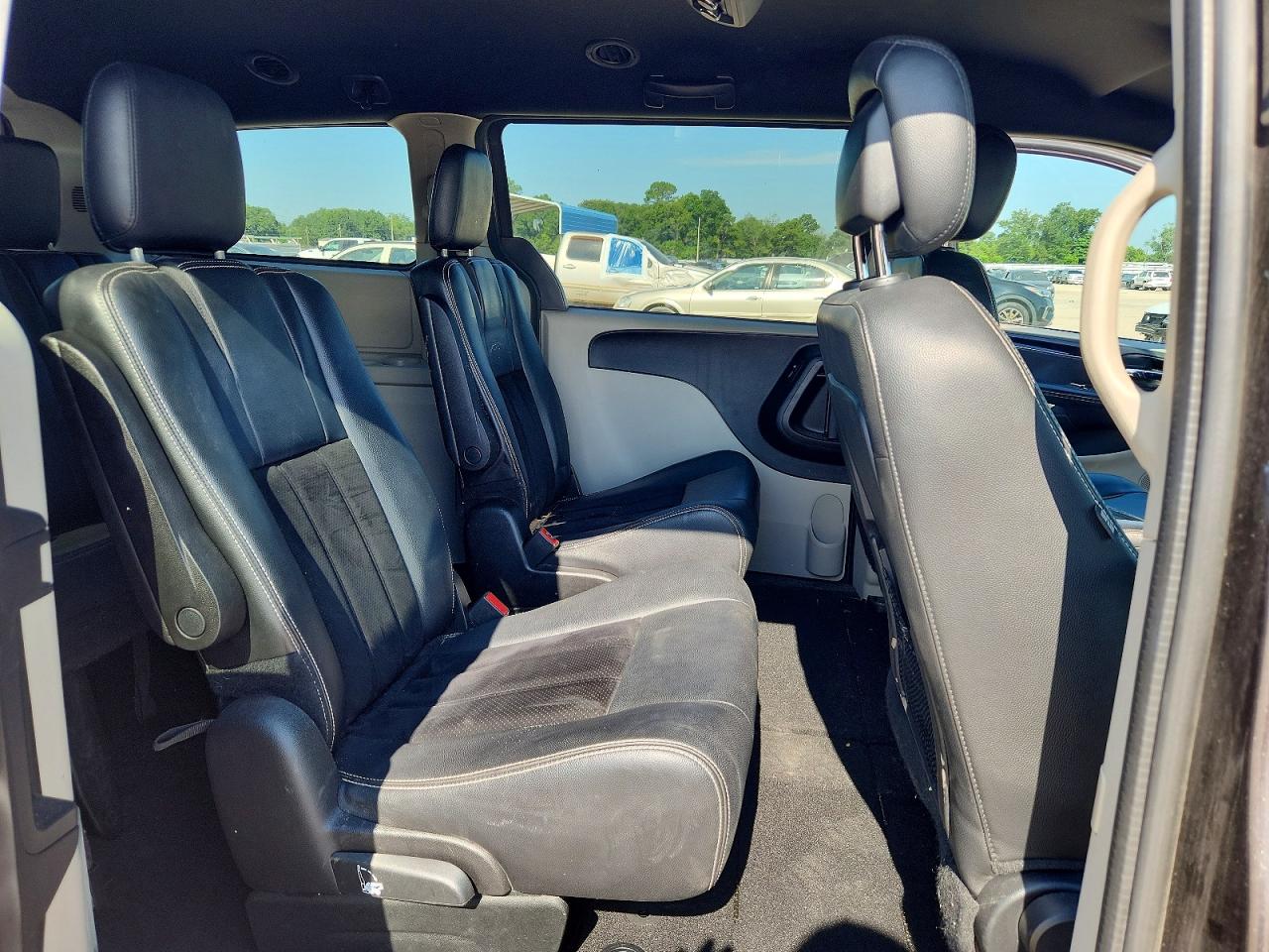 2018 Dodge Grand Caravan Sxt Gray vin: 2C4RDGCG6JR327622