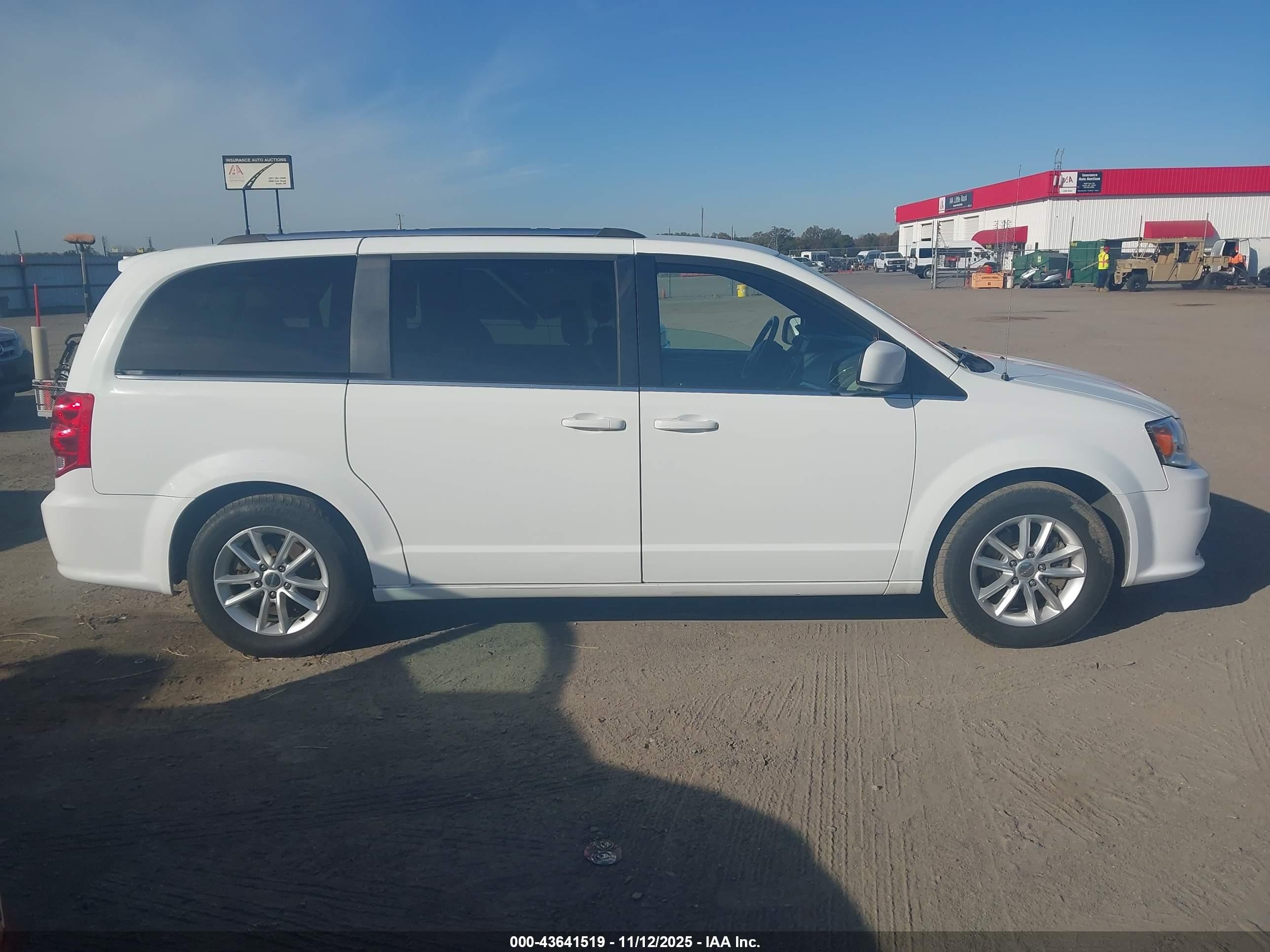 2020 Dodge Grand Caravan Sxt Белый vin: 2C4RDGCG6LR153912