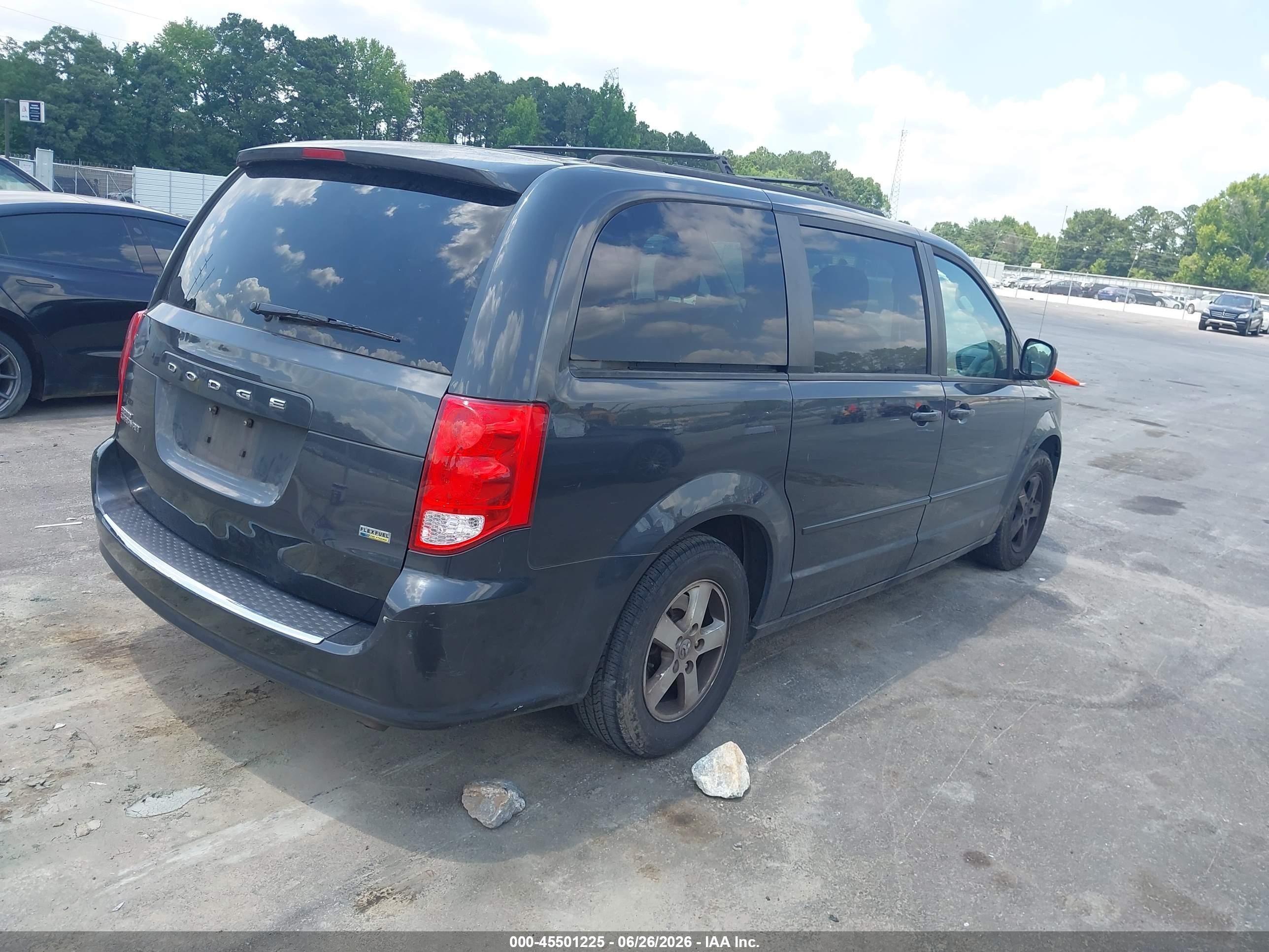 2012 Dodge Grand Caravan Sxt Gray vin: 2C4RDGCG7CR121602