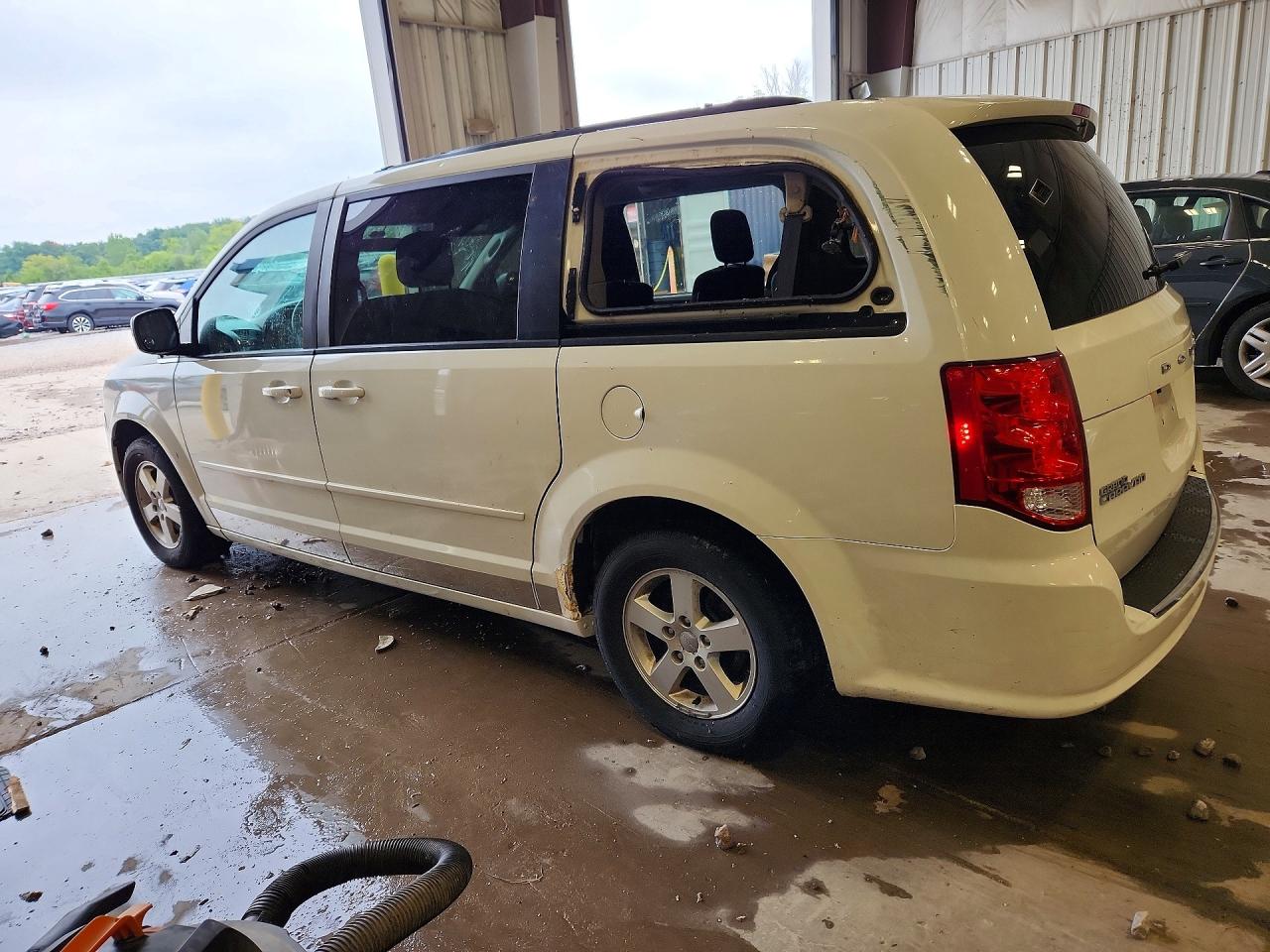 2012 Dodge Grand Caravan Sxt White vin: 2C4RDGCG7CR356842