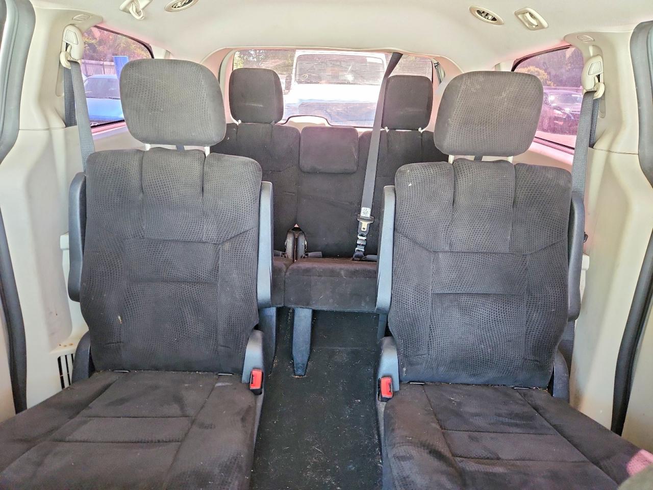 2012 Dodge Grand Caravan Sxt Серебряный vin: 2C4RDGCG7CR365105